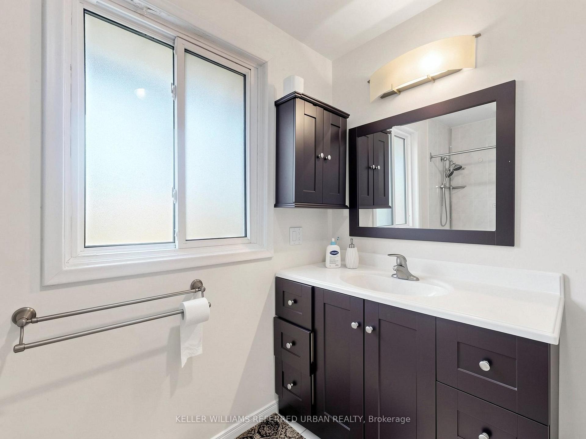 Photo 57 of 32 Wycliffe Crescent, North York, Bayview Village — HOMEH