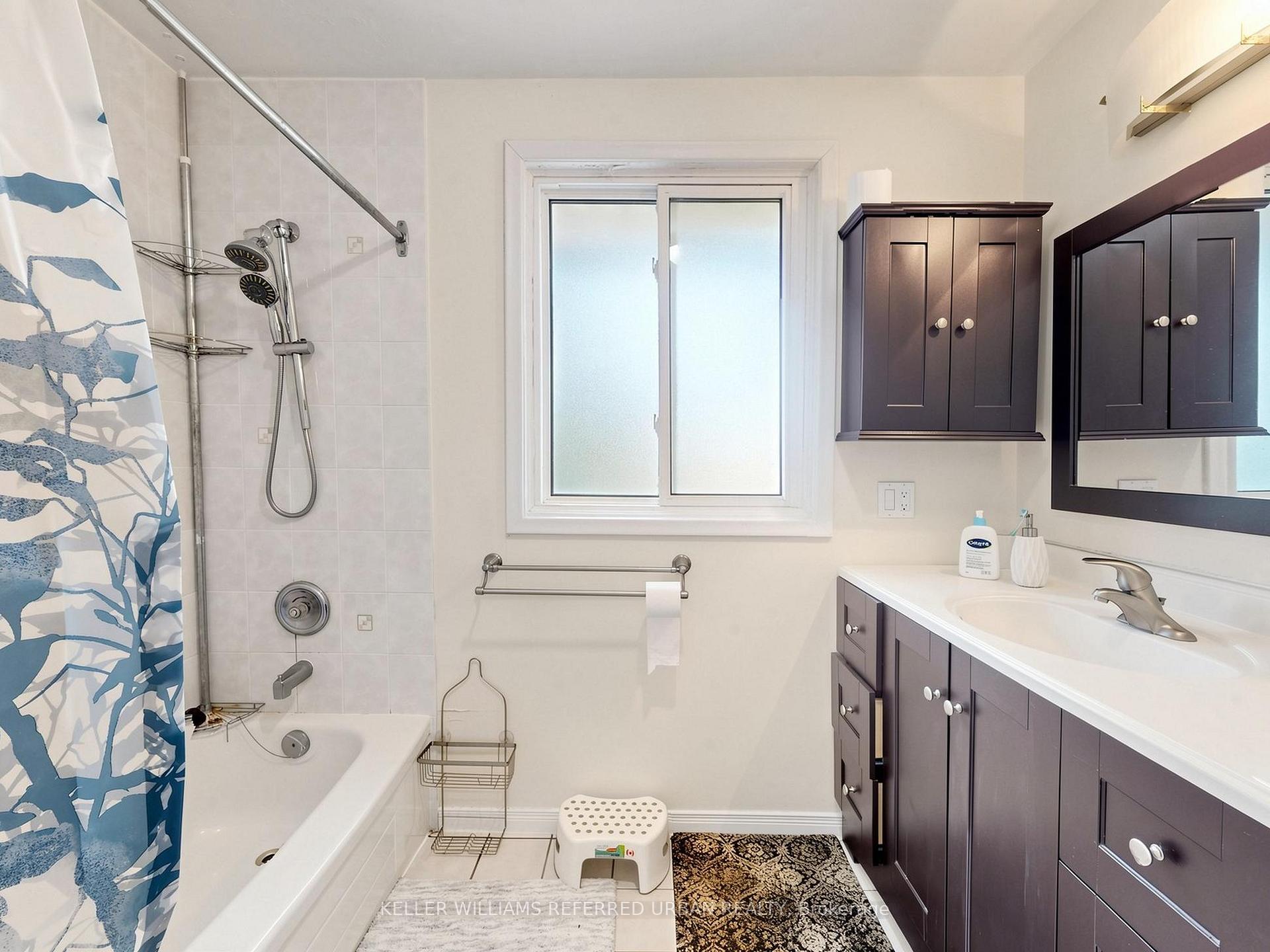 Photo 59 of 32 Wycliffe Crescent, North York, Bayview Village — HOMEH