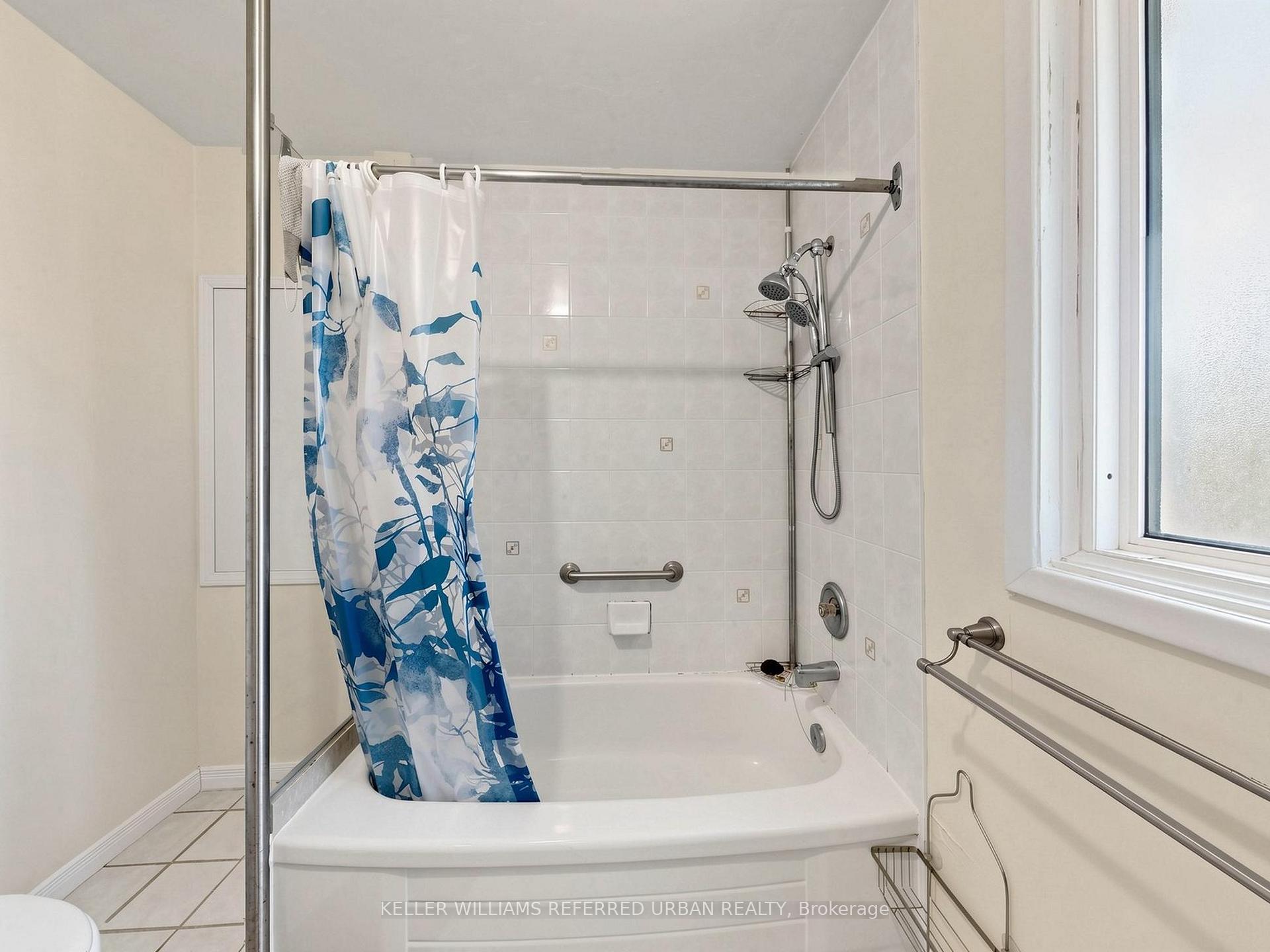 Photo 61 of 32 Wycliffe Crescent, North York, Bayview Village — HOMEH