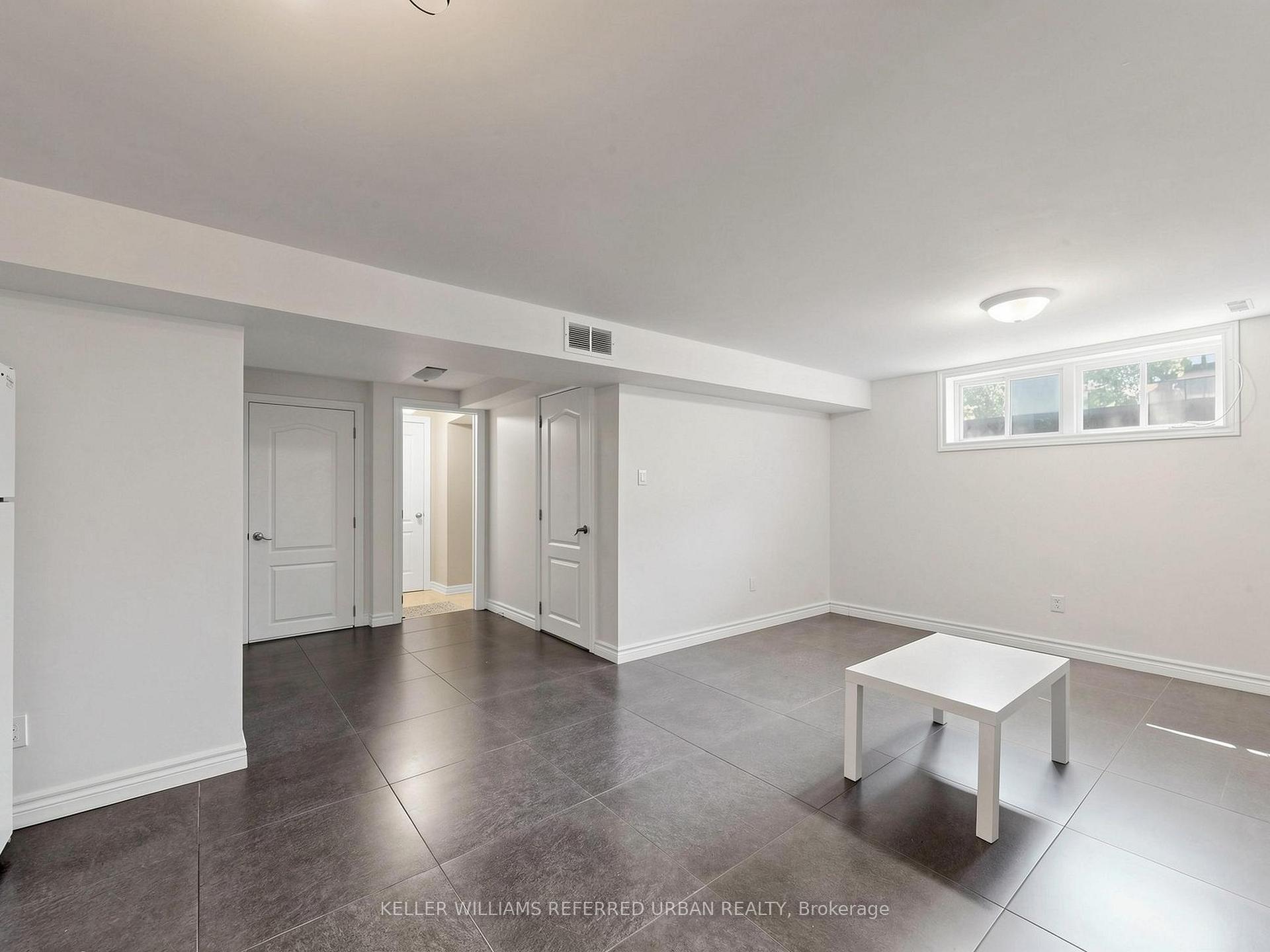 Photo 77 of 32 Wycliffe Crescent, North York, Bayview Village — HOMEH