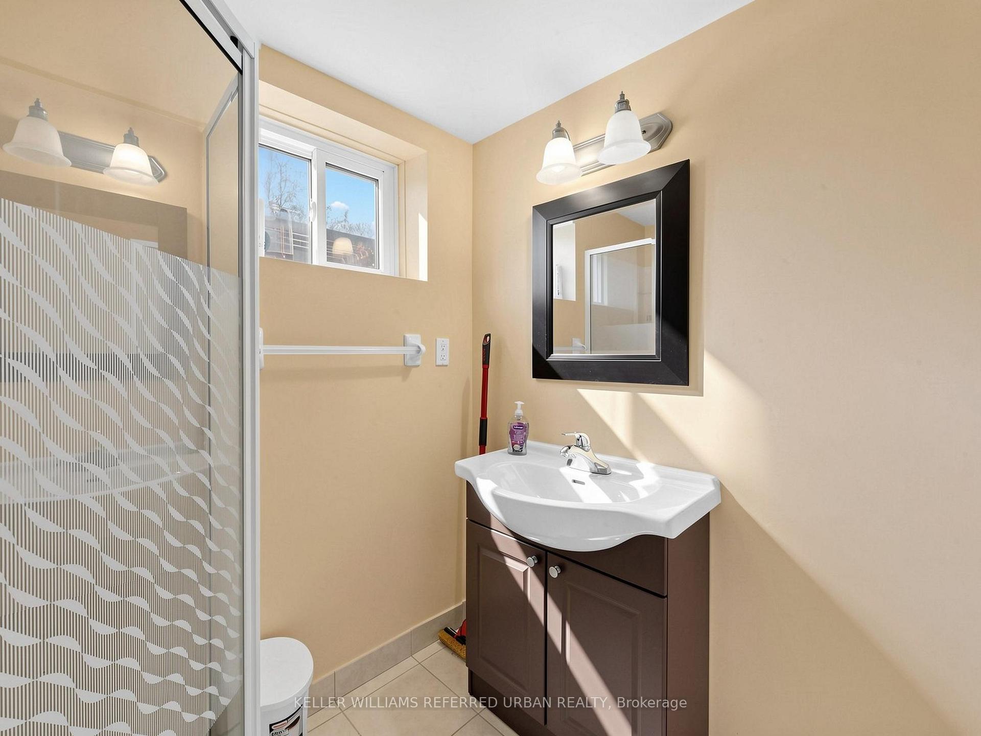 Photo 83 of 32 Wycliffe Crescent, North York, Bayview Village — HOMEH