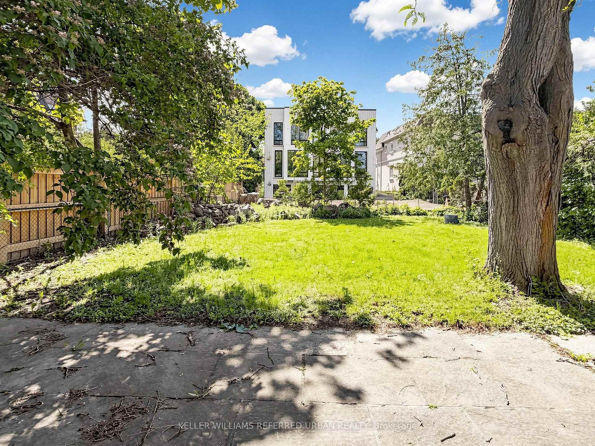 Photo 95 of 32 Wycliffe Crescent, North York, Bayview Village — HOMEH