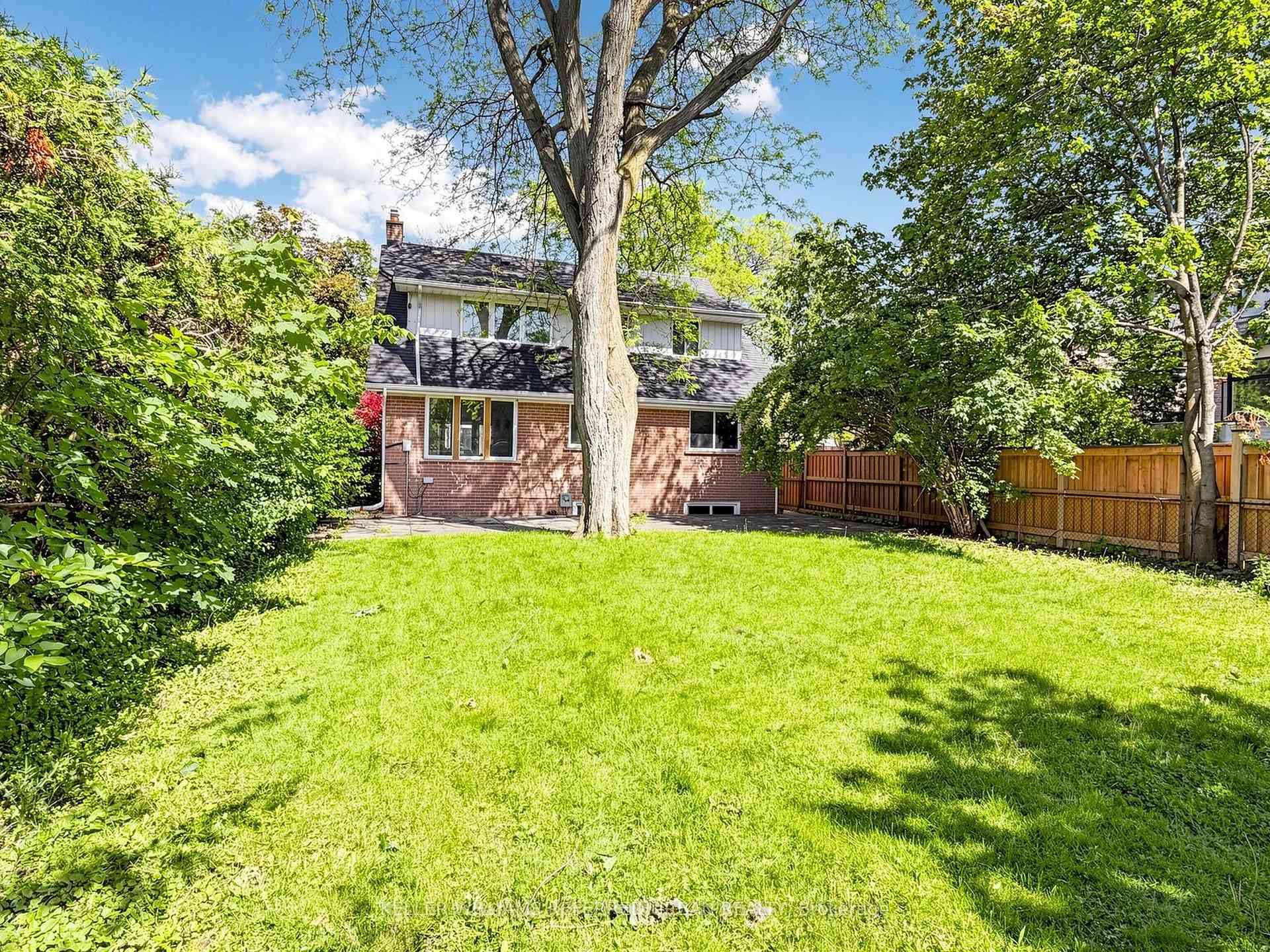 Photo 99 of 32 Wycliffe Crescent, North York, Bayview Village — HOMEH
