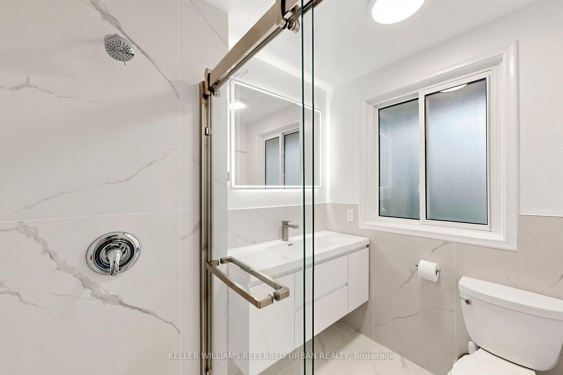 Photo 46 of 32 Wycliffe Crescent, North York, Bayview Village — HOMEH