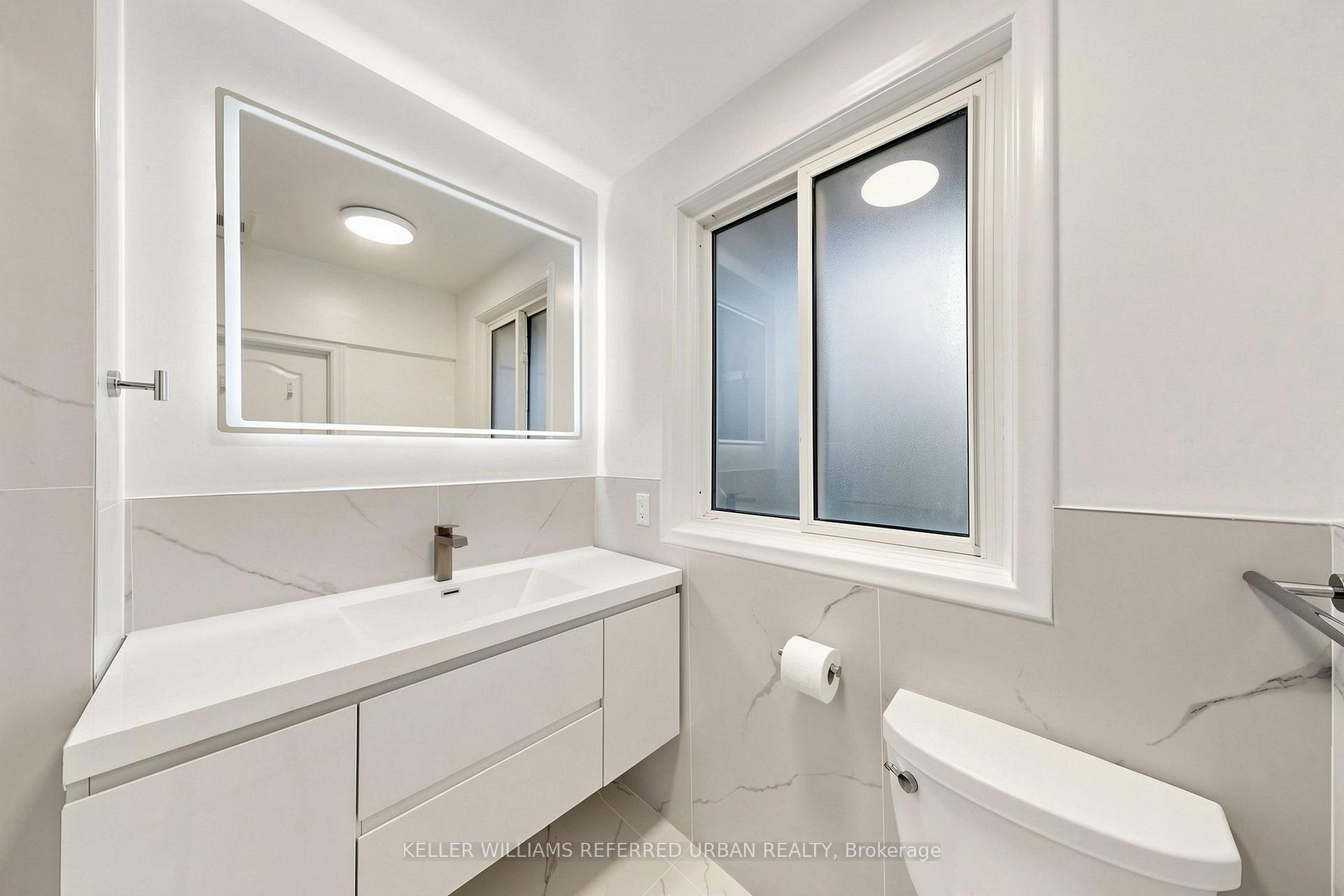 Photo 48 of 32 Wycliffe Crescent, North York, Bayview Village — HOMEH