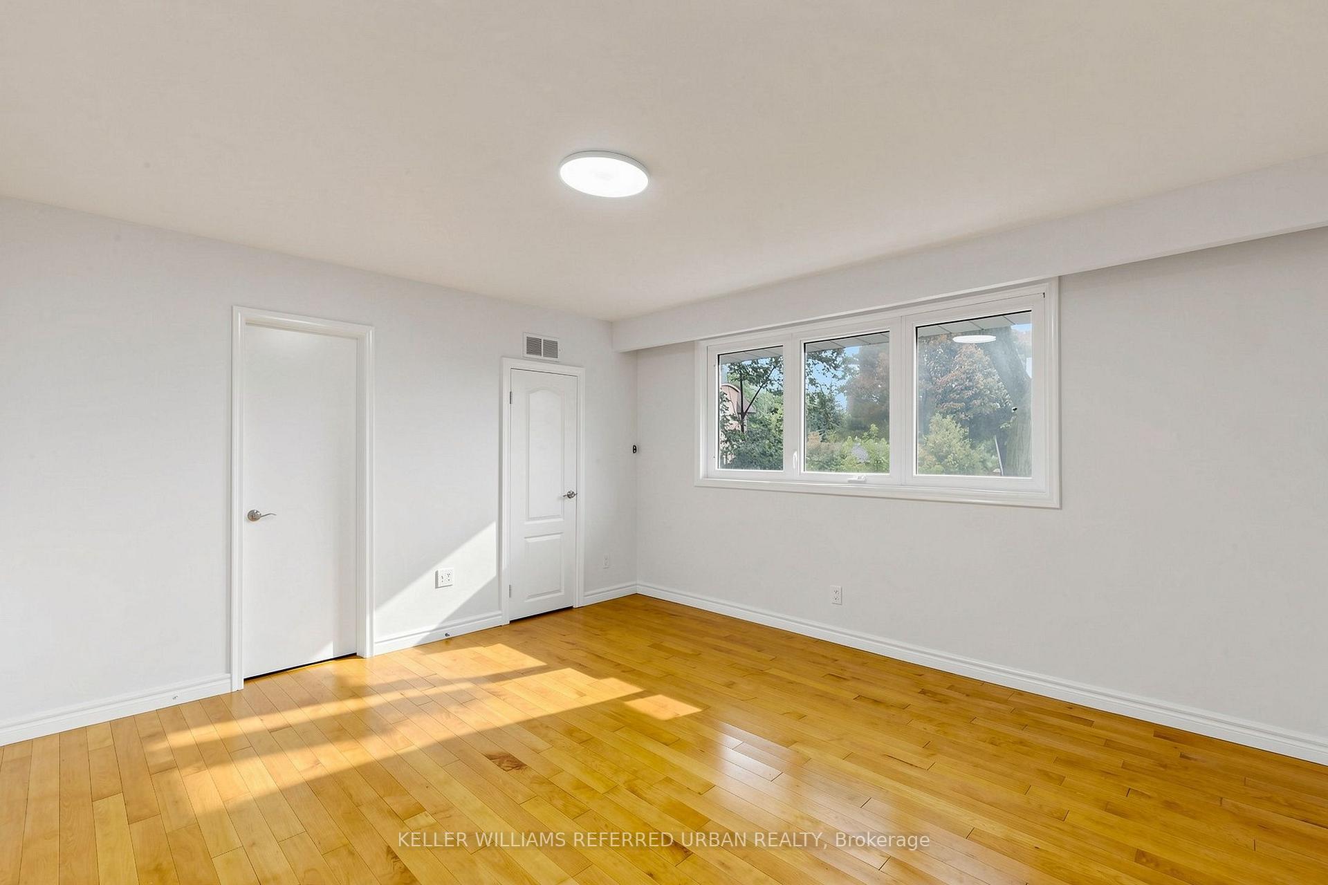 Photo 52 of 32 Wycliffe Crescent, North York, Bayview Village — HOMEH