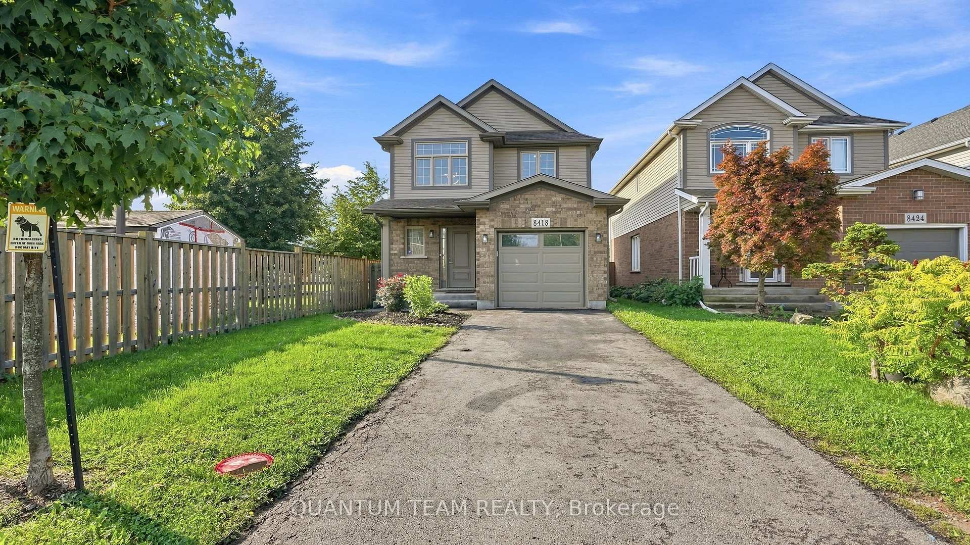 Photo 1 of 8418 Kelsey Crescent, Niagara Falls, Forestview — HOMEH