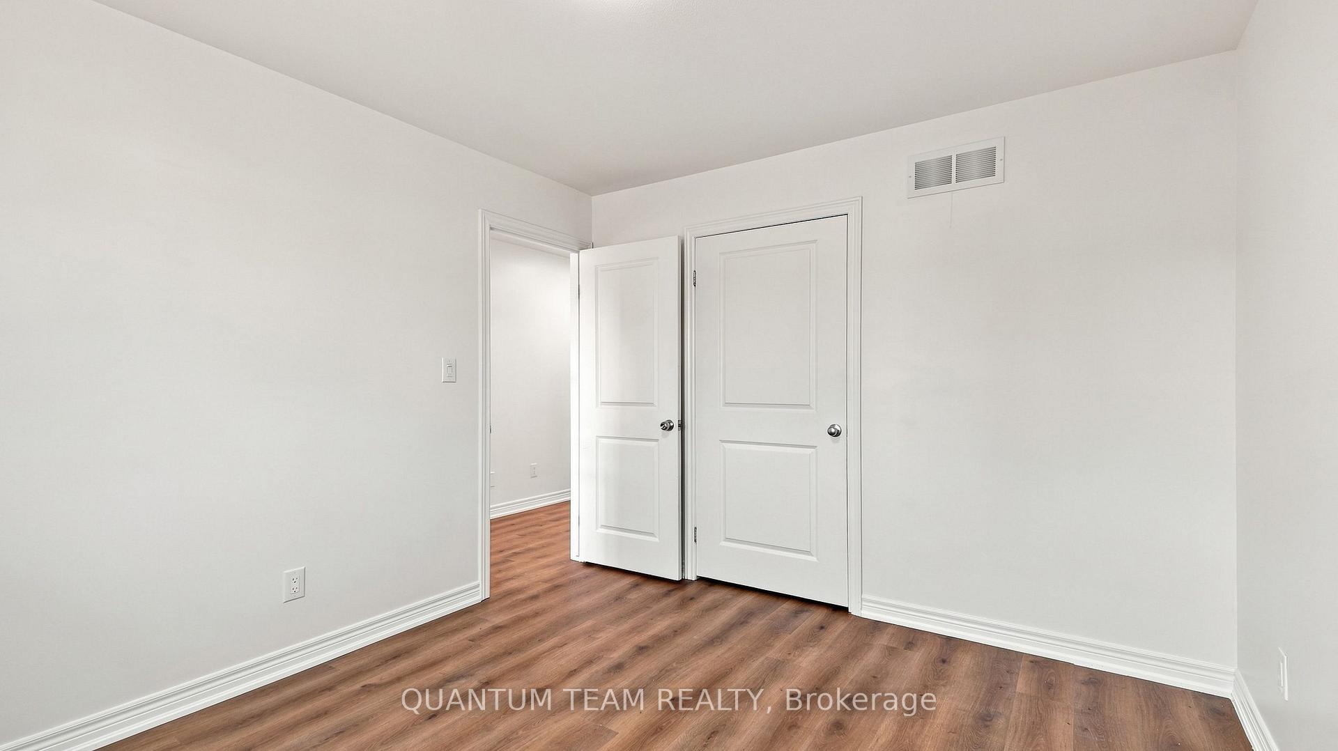 Photo 19 of 8418 Kelsey Crescent, Niagara Falls, Forestview — HOMEH