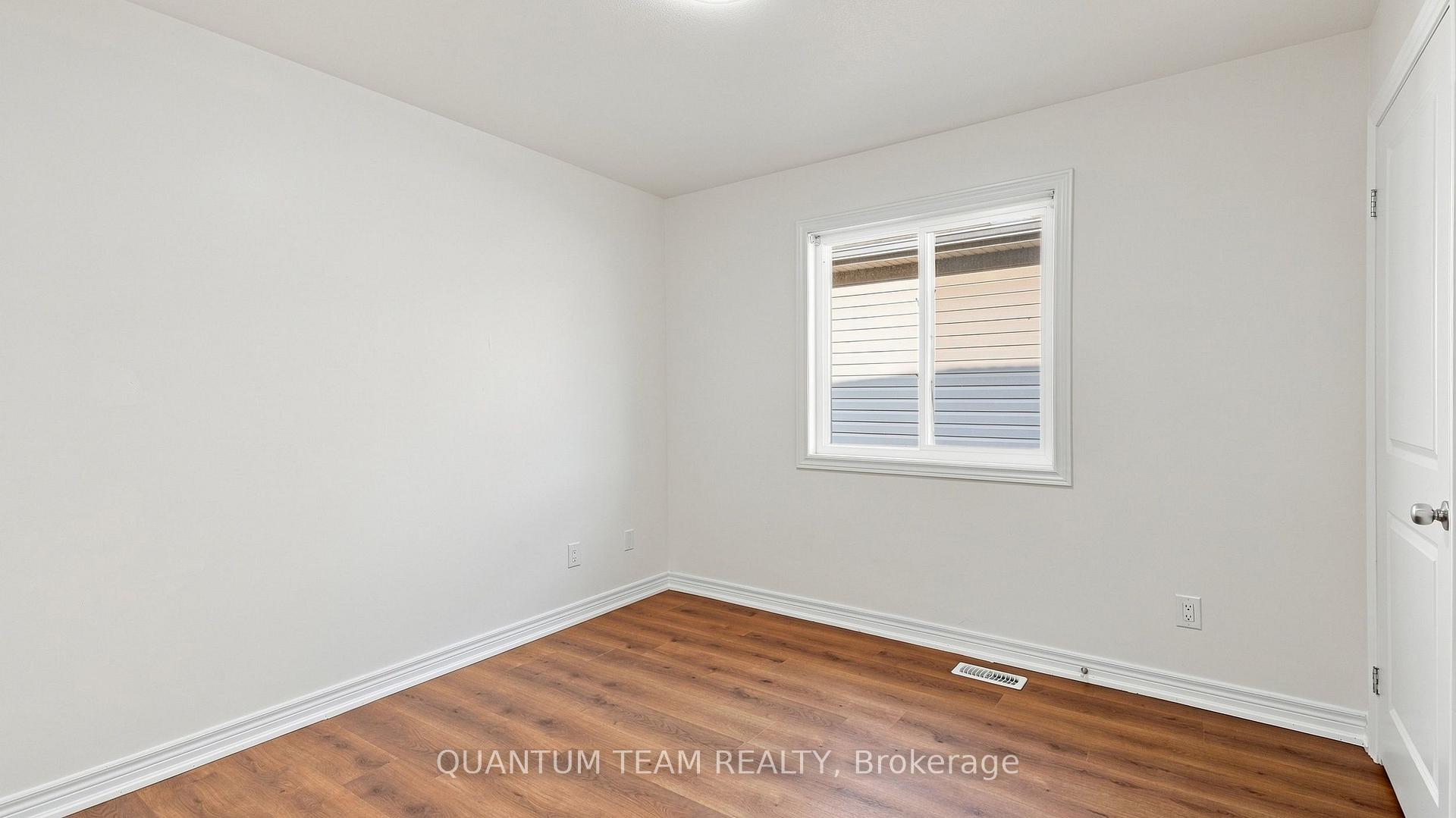 Photo 20 of 8418 Kelsey Crescent, Niagara Falls, Forestview — HOMEH