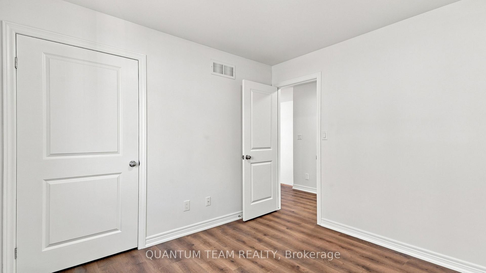 Photo 21 of 8418 Kelsey Crescent, Niagara Falls, Forestview — HOMEH