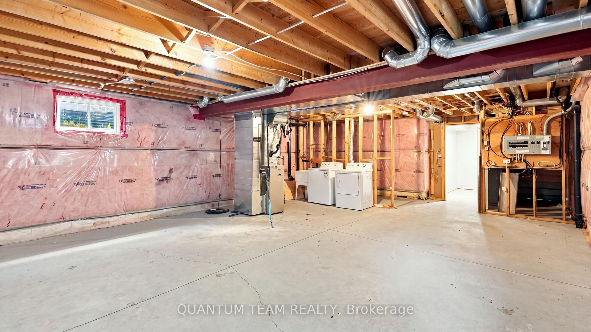 Photo 33 of 8418 Kelsey Crescent, Niagara Falls, Forestview — HOMEH