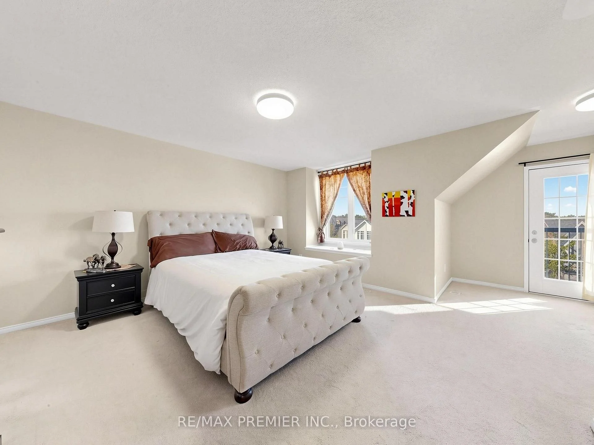 Photo 25 of 95 John Bell Crescent, Scarborough, Clairlea-Birchmount — HOMEH