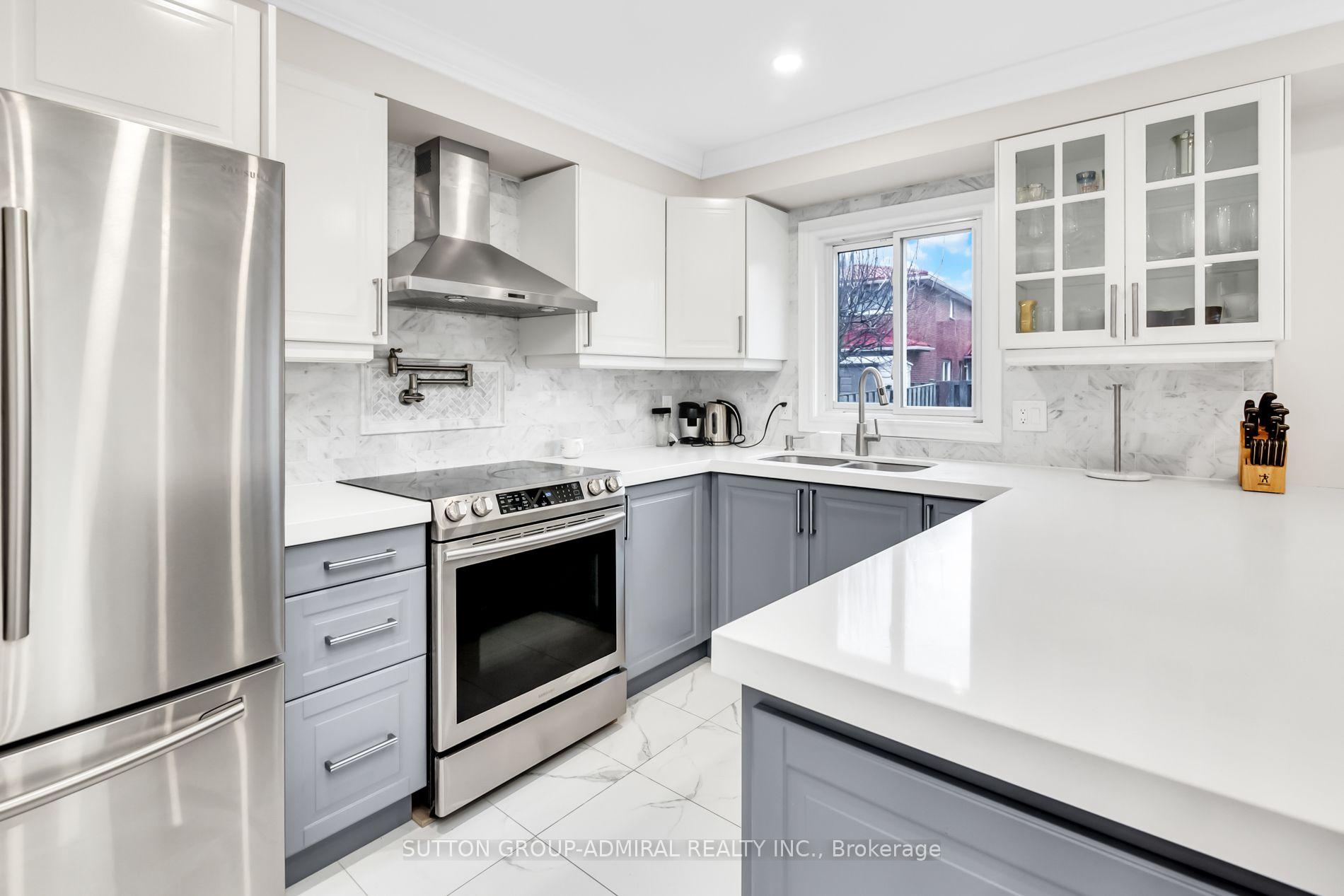 Photo 10 of Unit Main & 2nd, 119 Mccabe Crescent, Vaughan, Lakeview Estates — HOMEH