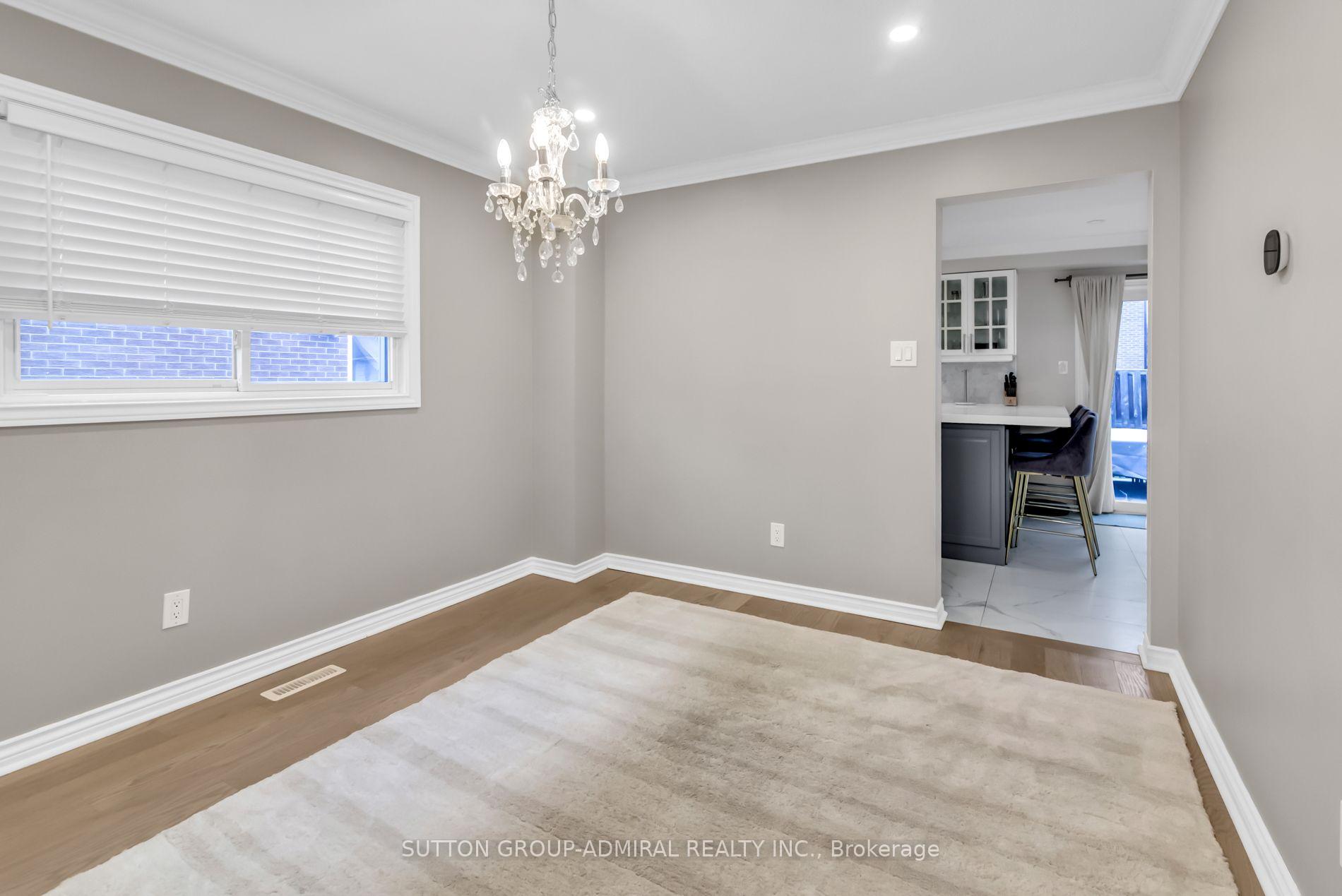 Photo 12 of Unit Main & 2nd, 119 Mccabe Crescent, Vaughan, Lakeview Estates — HOMEH