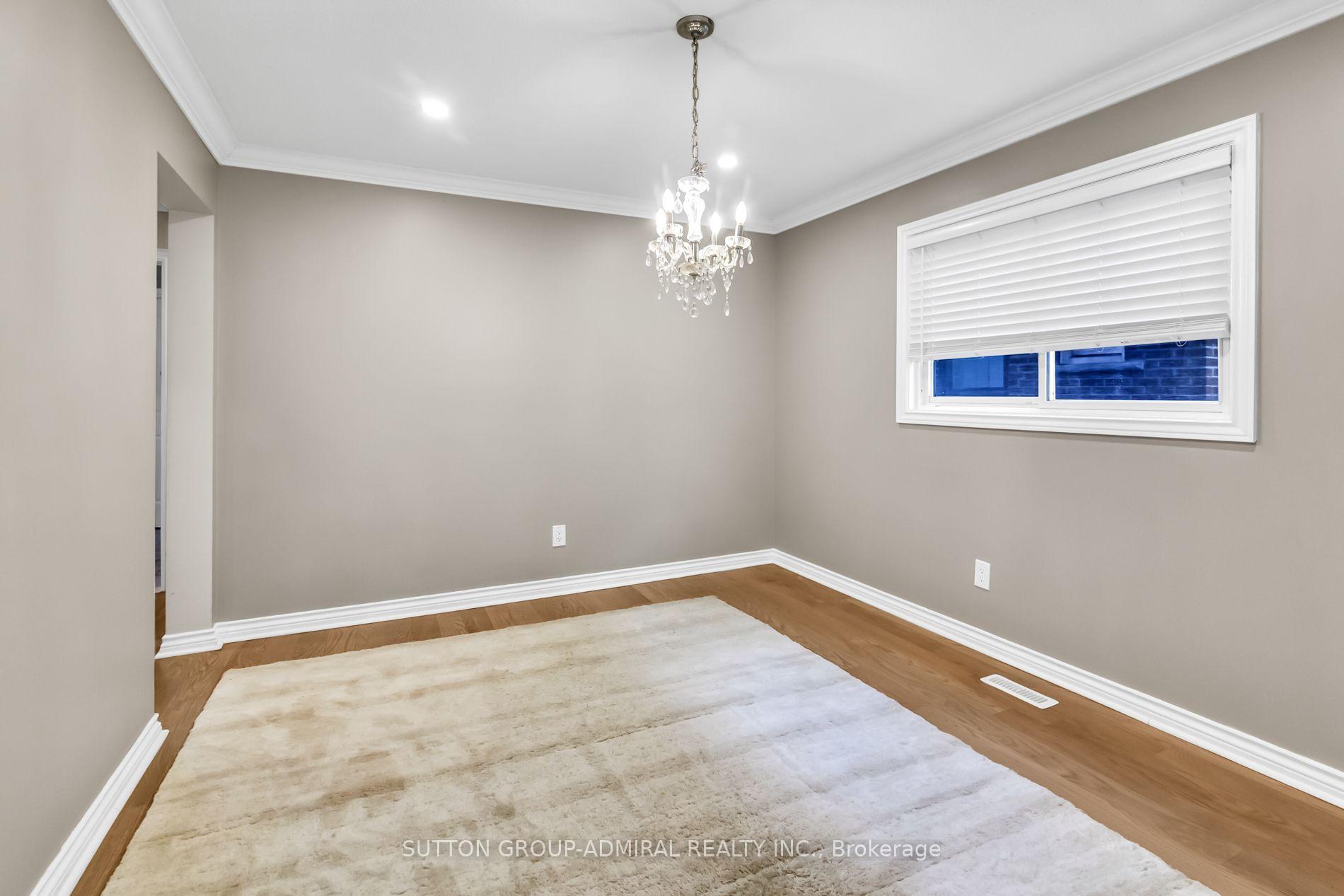 Photo 13 of Unit Main & 2nd, 119 Mccabe Crescent, Vaughan, Lakeview Estates — HOMEH