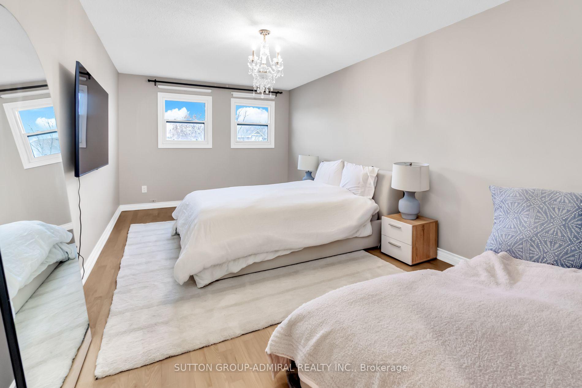 Photo 16 of Unit Main & 2nd, 119 Mccabe Crescent, Vaughan, Lakeview Estates — HOMEH