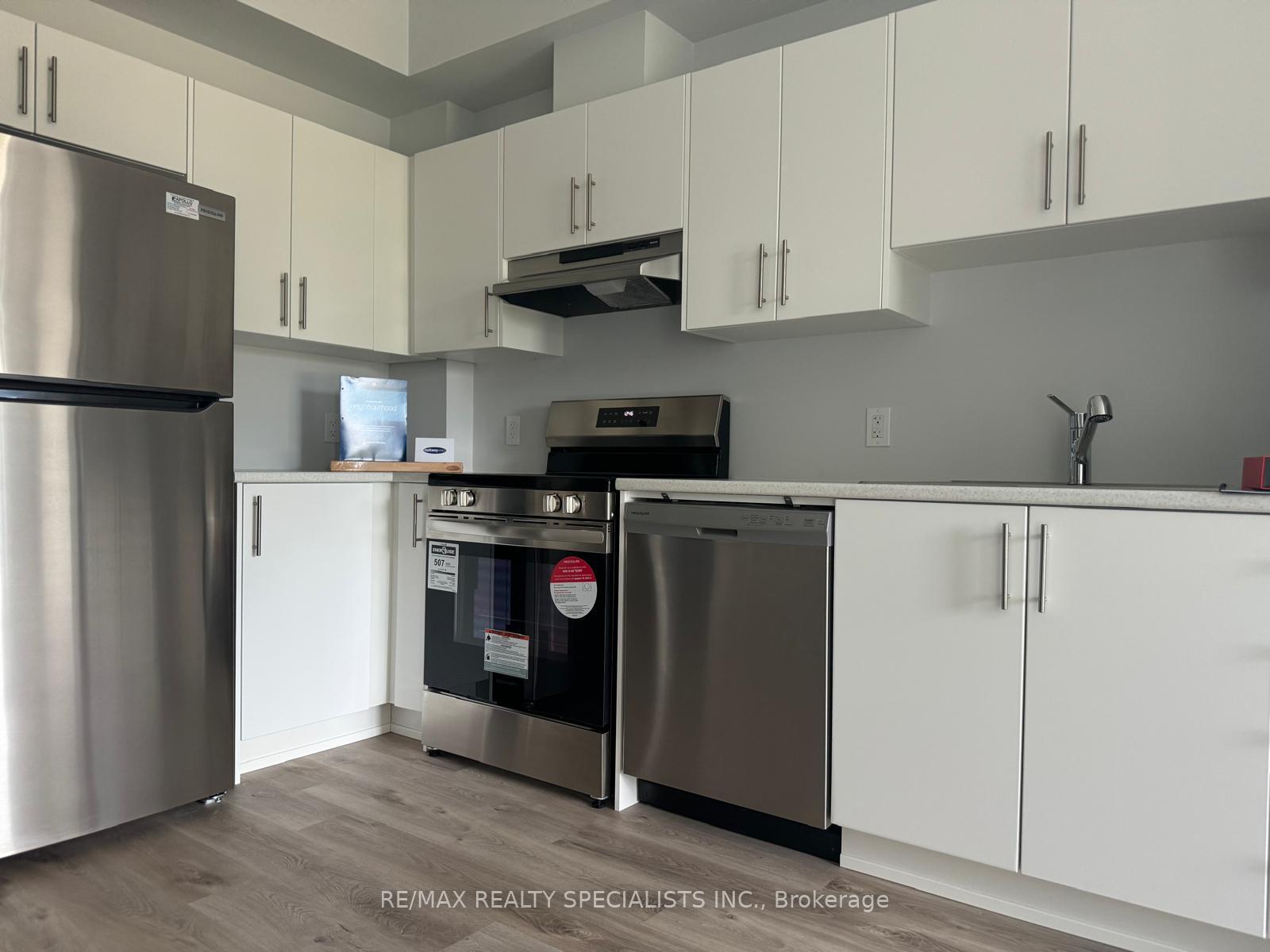 Photo 2 of Unit 203, 397 Codds Road, Ottawa, CFB Rockcliffe and Area — HOMEH