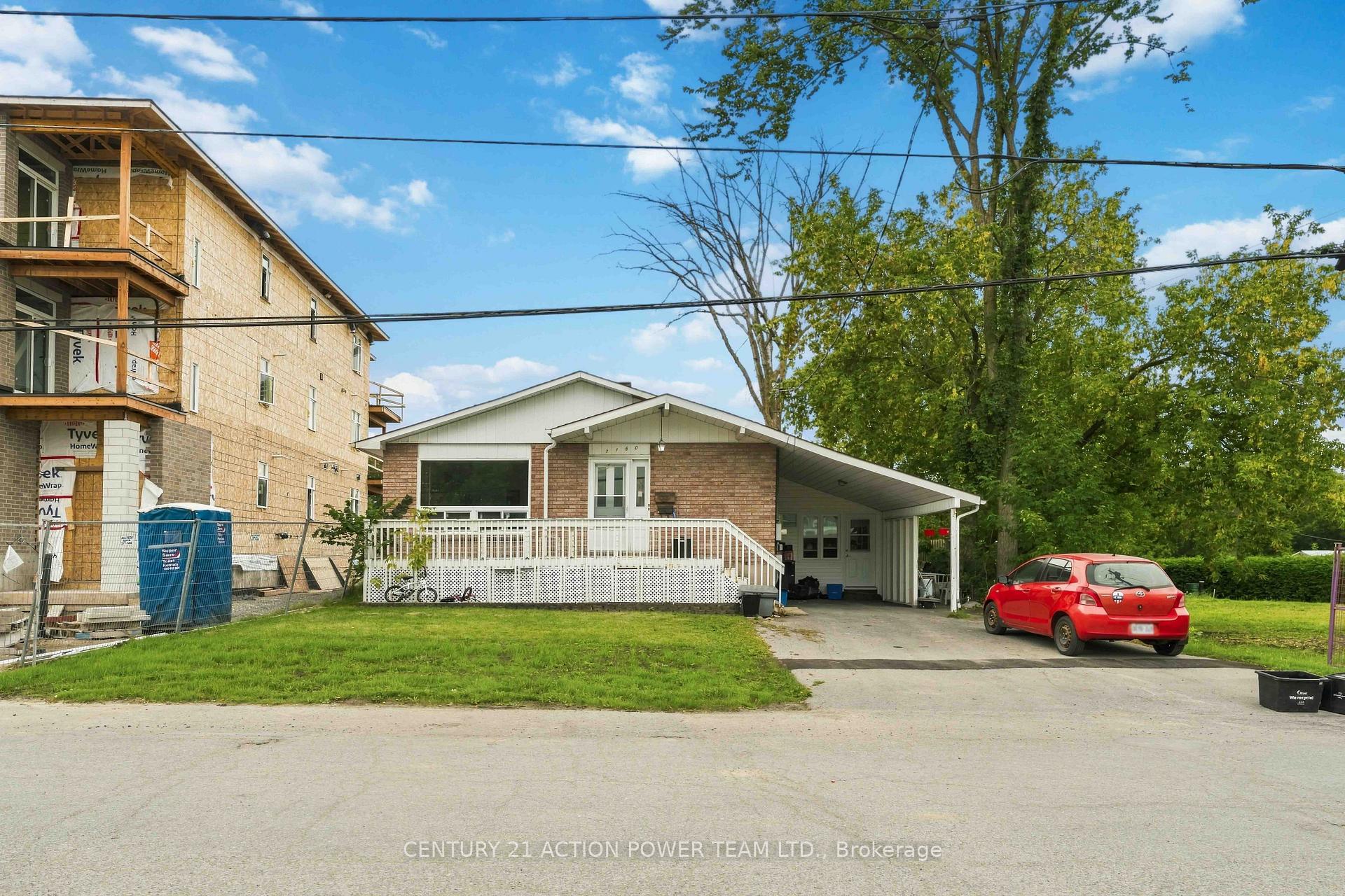Photo 2 of Unit B, 1150 St Pierre Street, Ottawa, Convent Glen South — HOMEH