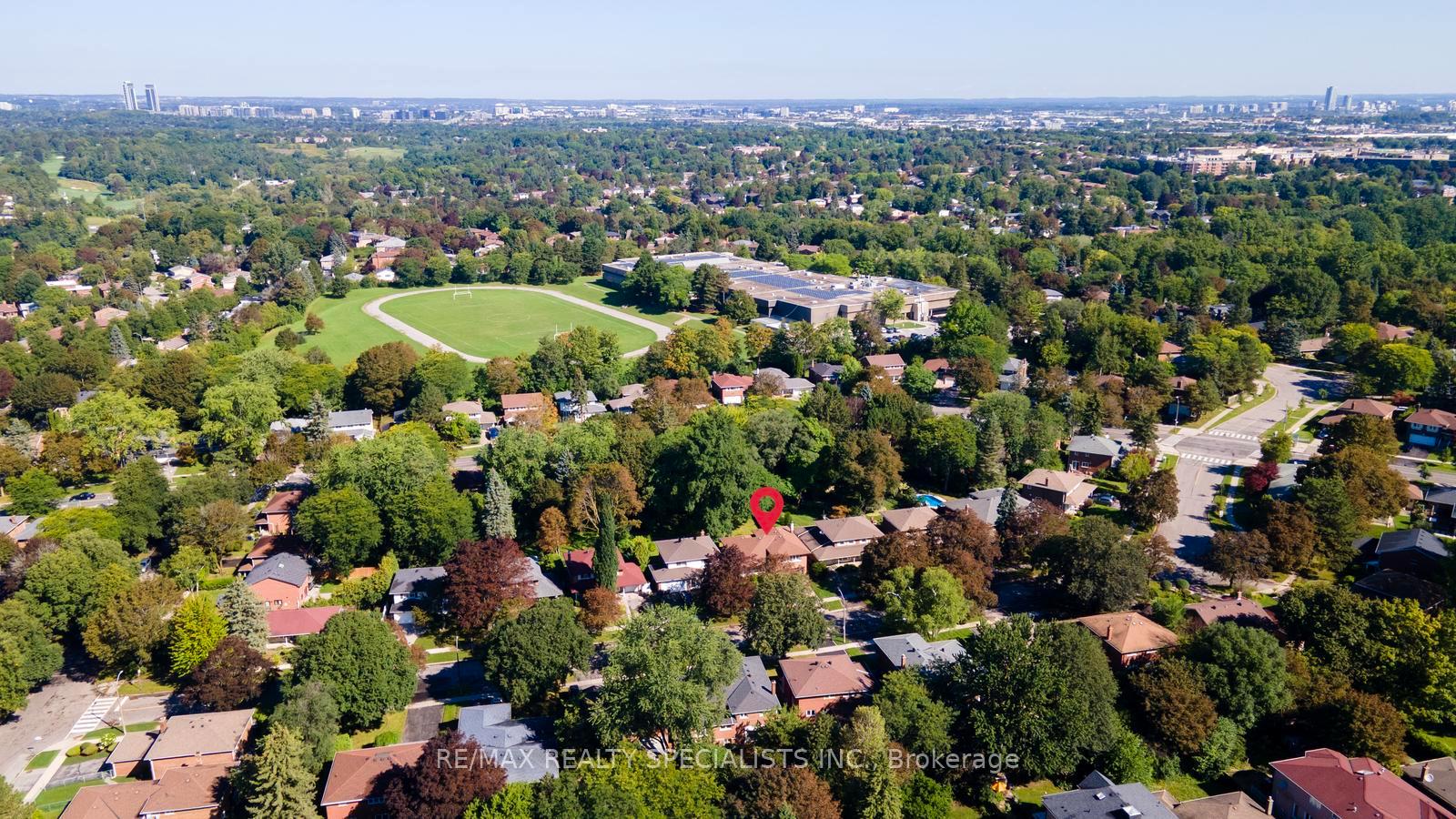 Photo 39 of 14 Michael Drive, North York, Hillcrest Village — HOMEH