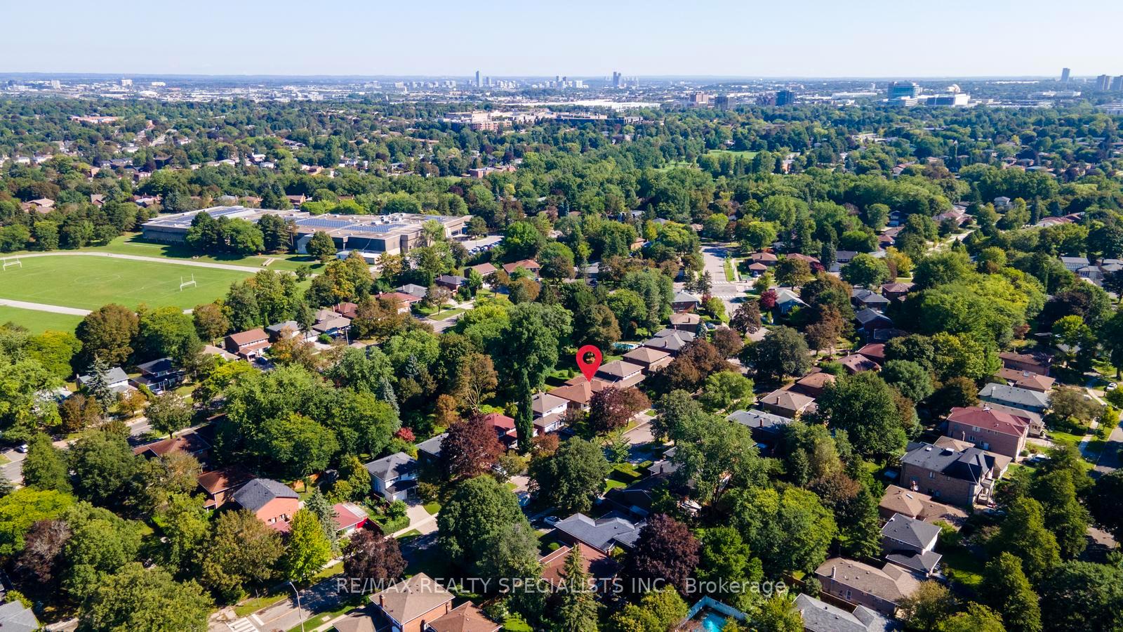Photo 40 of 14 Michael Drive, North York, Hillcrest Village — HOMEH