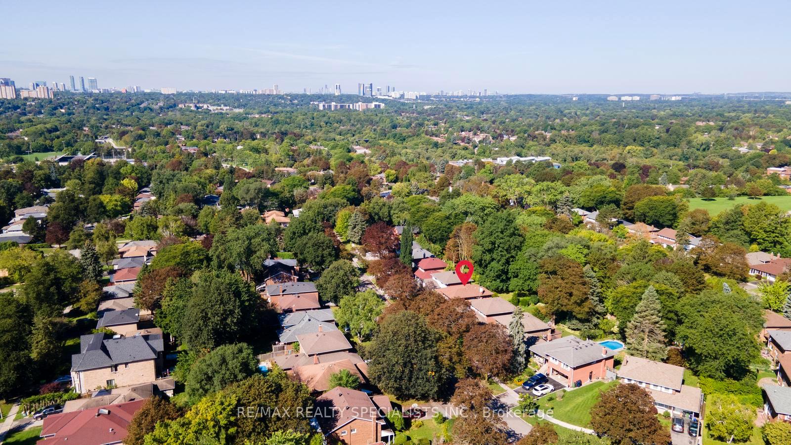 Photo 43 of 14 Michael Drive, North York, Hillcrest Village — HOMEH