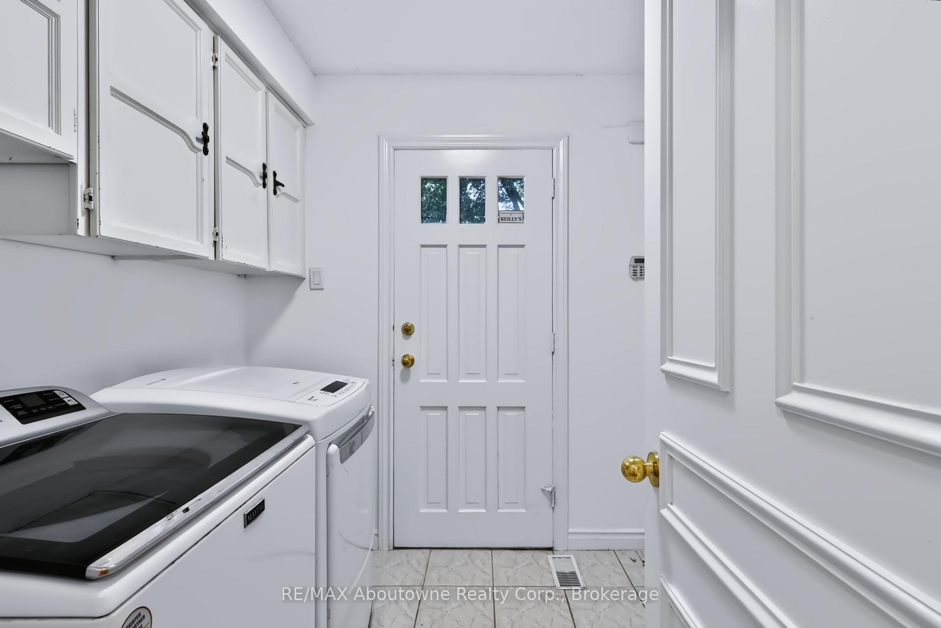 Photo 17 of 30 Birkbank Drive, Oakville, Ford — HOMEH