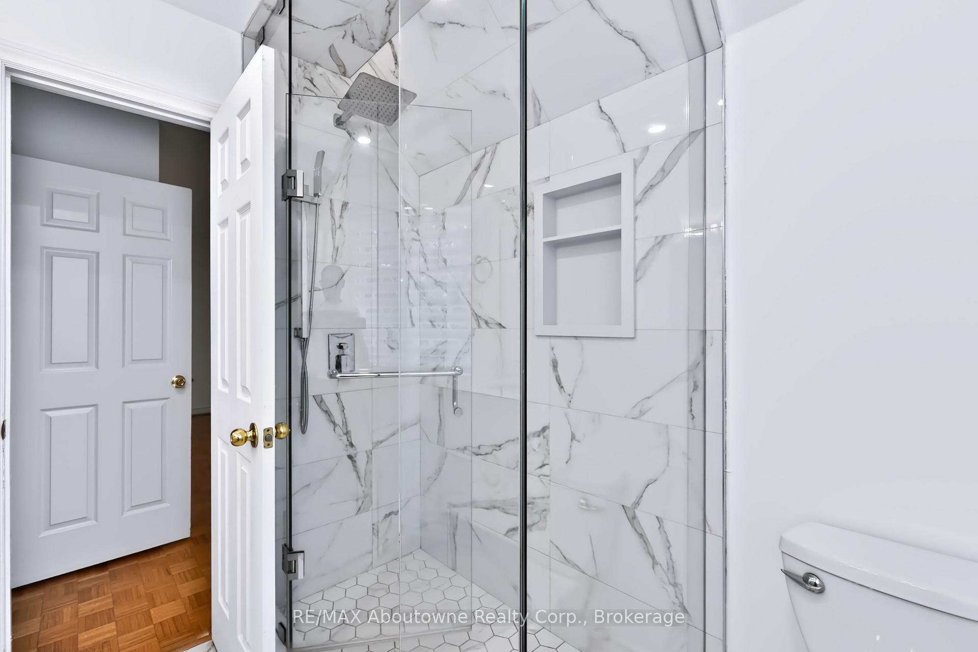 Photo 28 of 30 Birkbank Drive, Oakville, Ford — HOMEH