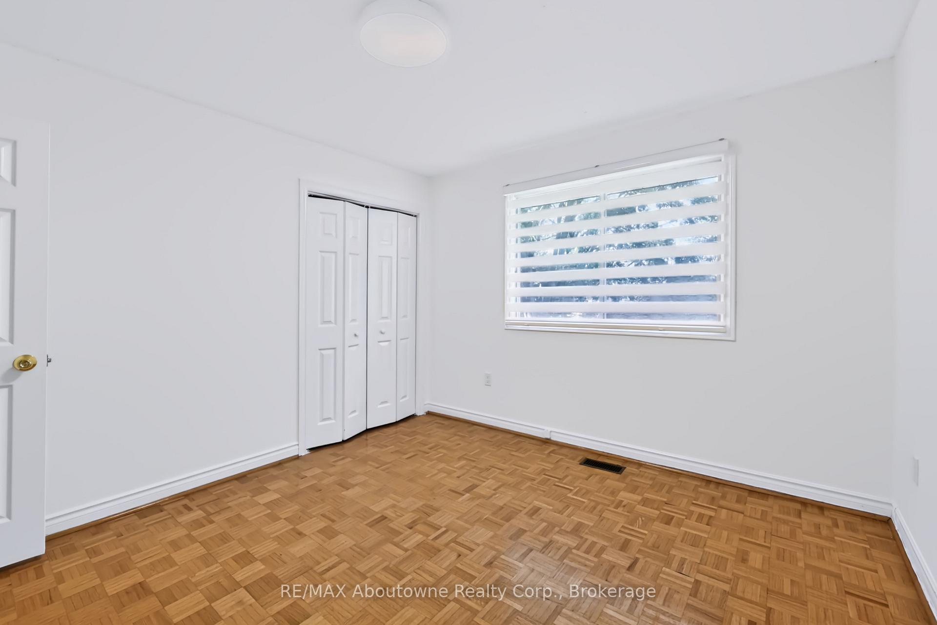 Photo 29 of 30 Birkbank Drive, Oakville, Ford — HOMEH