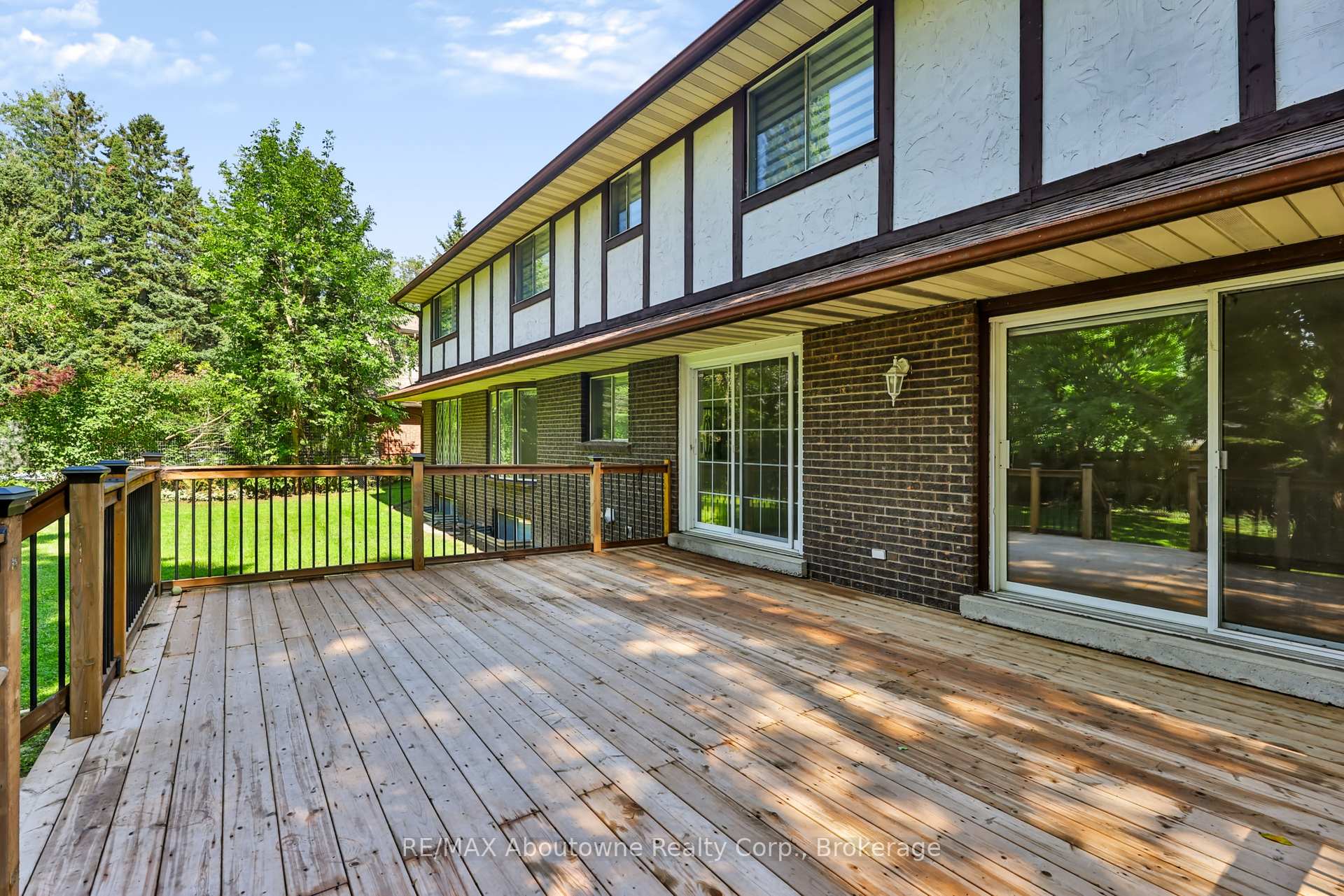 Photo 42 of 30 Birkbank Drive, Oakville, Ford — HOMEH