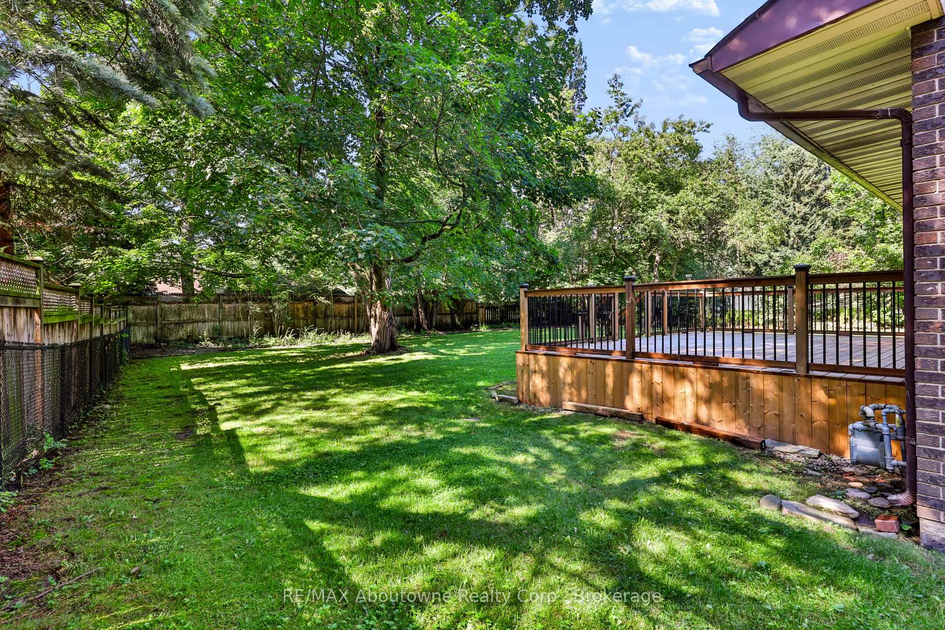 Photo 44 of 30 Birkbank Drive, Oakville, Ford — HOMEH