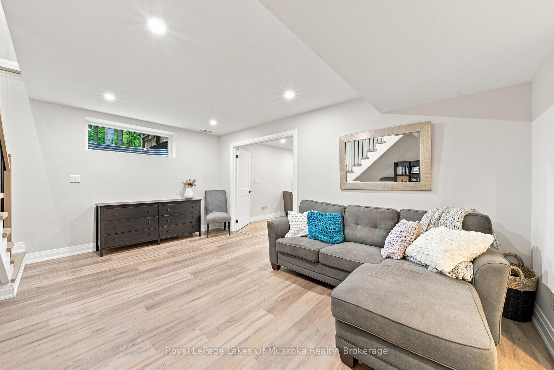 Photo 32 of 41 Meadows Avenue, Tay, Waubaushene — HOMEH