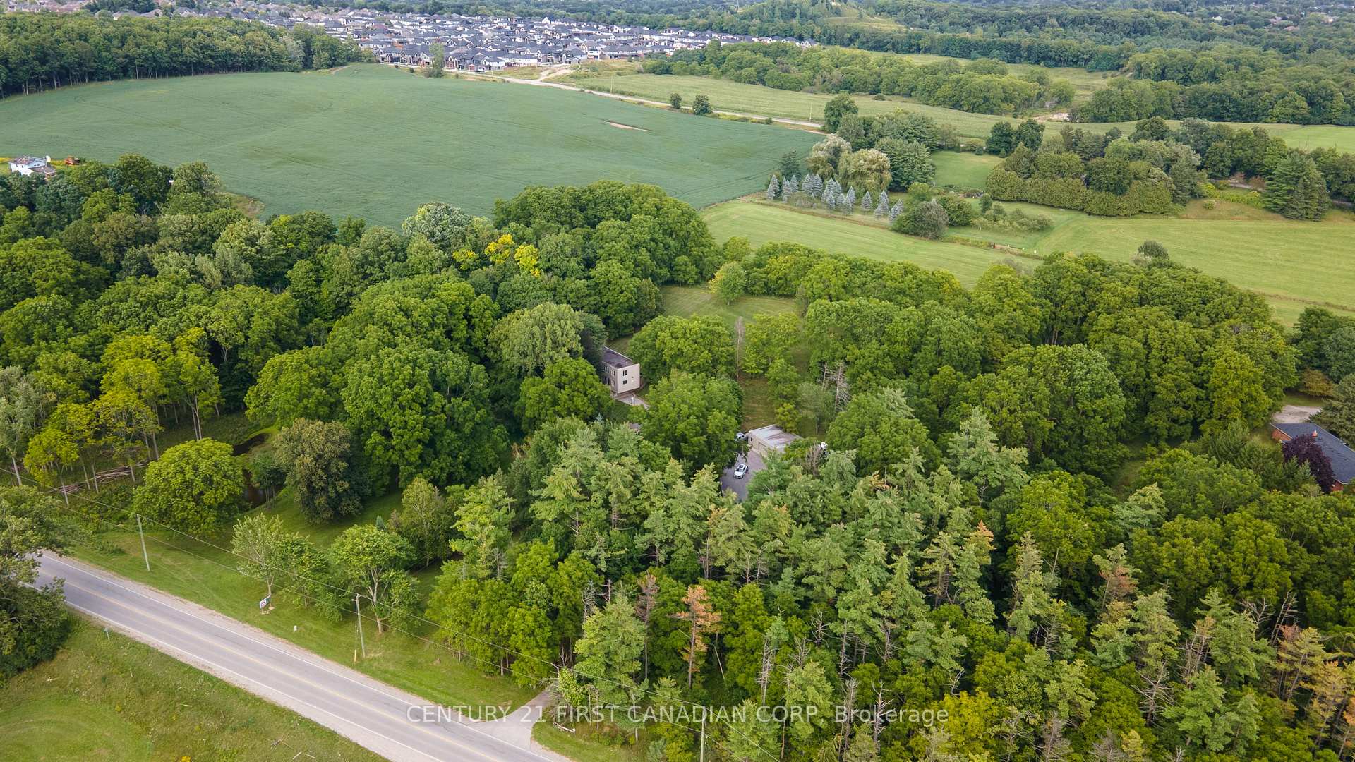 Photo 2 of 2546 Westdel Bourne, London, South K — HOMEH