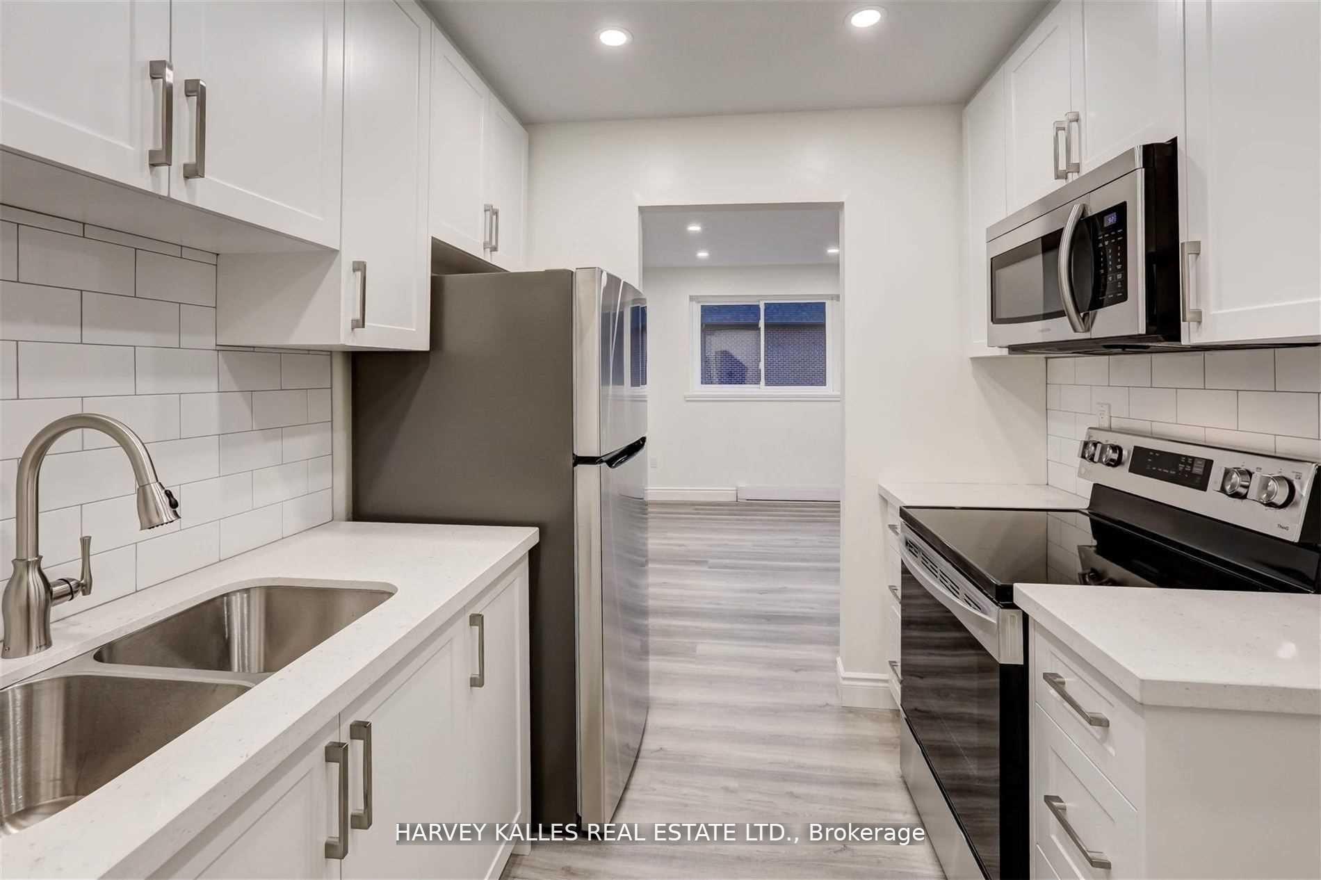 Photo 7 of Unit B, 901 Millwood Road, Toronto, Leaside — HOMEH