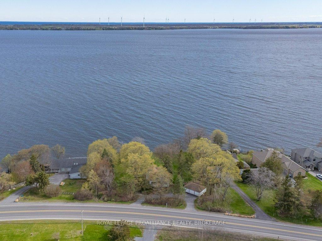 Photo 12 of 4690 Bath Road, Loyalist, Lennox and Addington - South — HOMEH