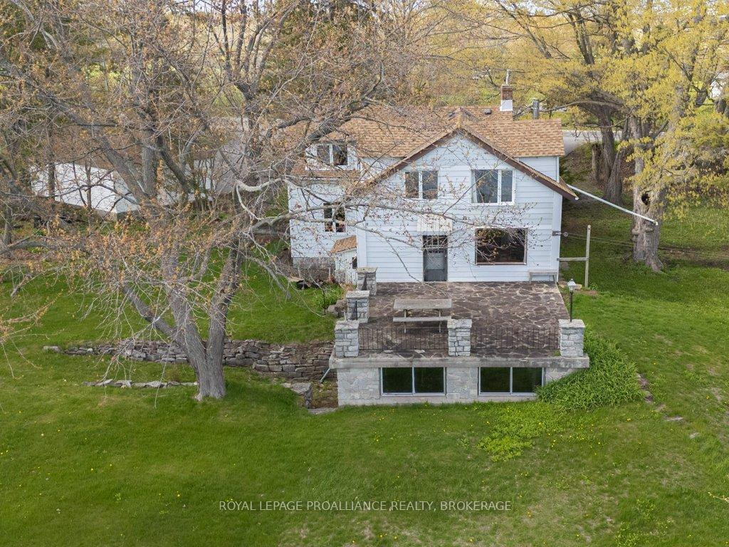 Photo 16 of 4690 Bath Road, Loyalist, Lennox and Addington - South — HOMEH