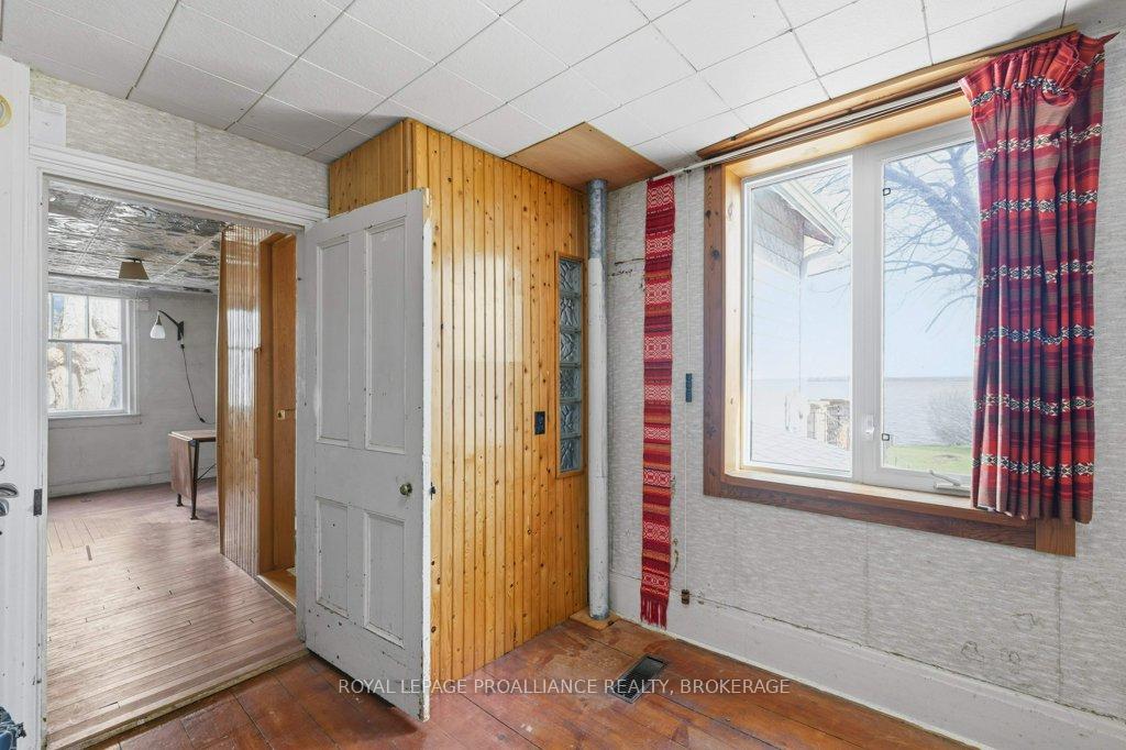 Photo 22 of 4690 Bath Road, Loyalist, Lennox and Addington - South — HOMEH
