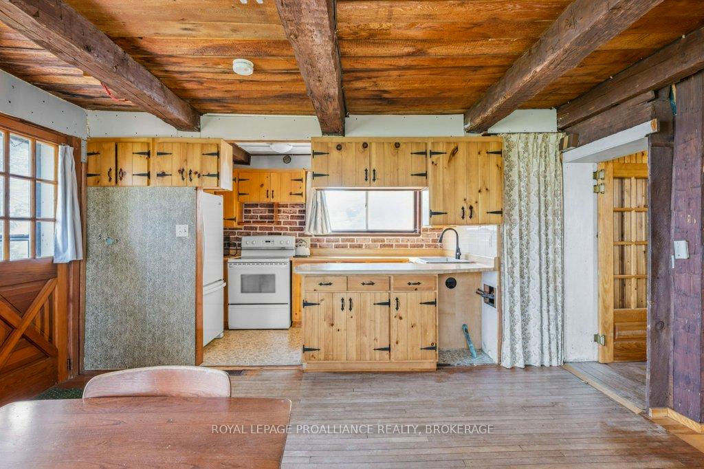 Photo 25 of 4690 Bath Road, Loyalist, Lennox and Addington - South — HOMEH