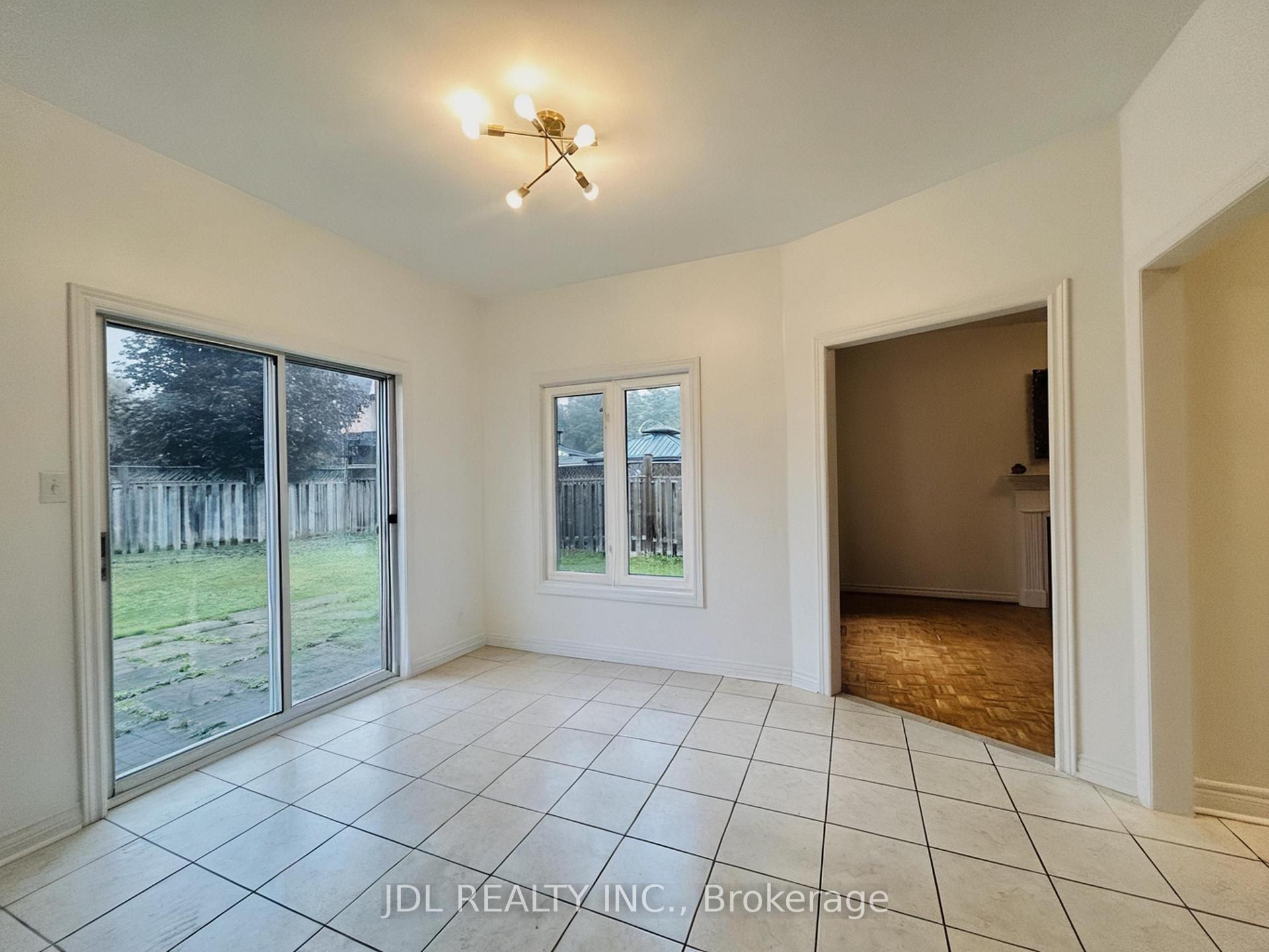 Photo 15 of Unit Bsmt, 80 Caproni Drive, Vaughan, Maple — HOMEH