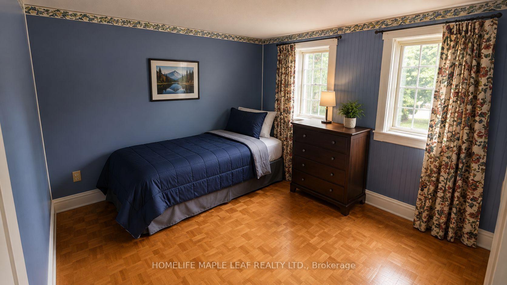 Photo 15 of 20 Brookfield Court, Markham, Markham Village — HOMEH