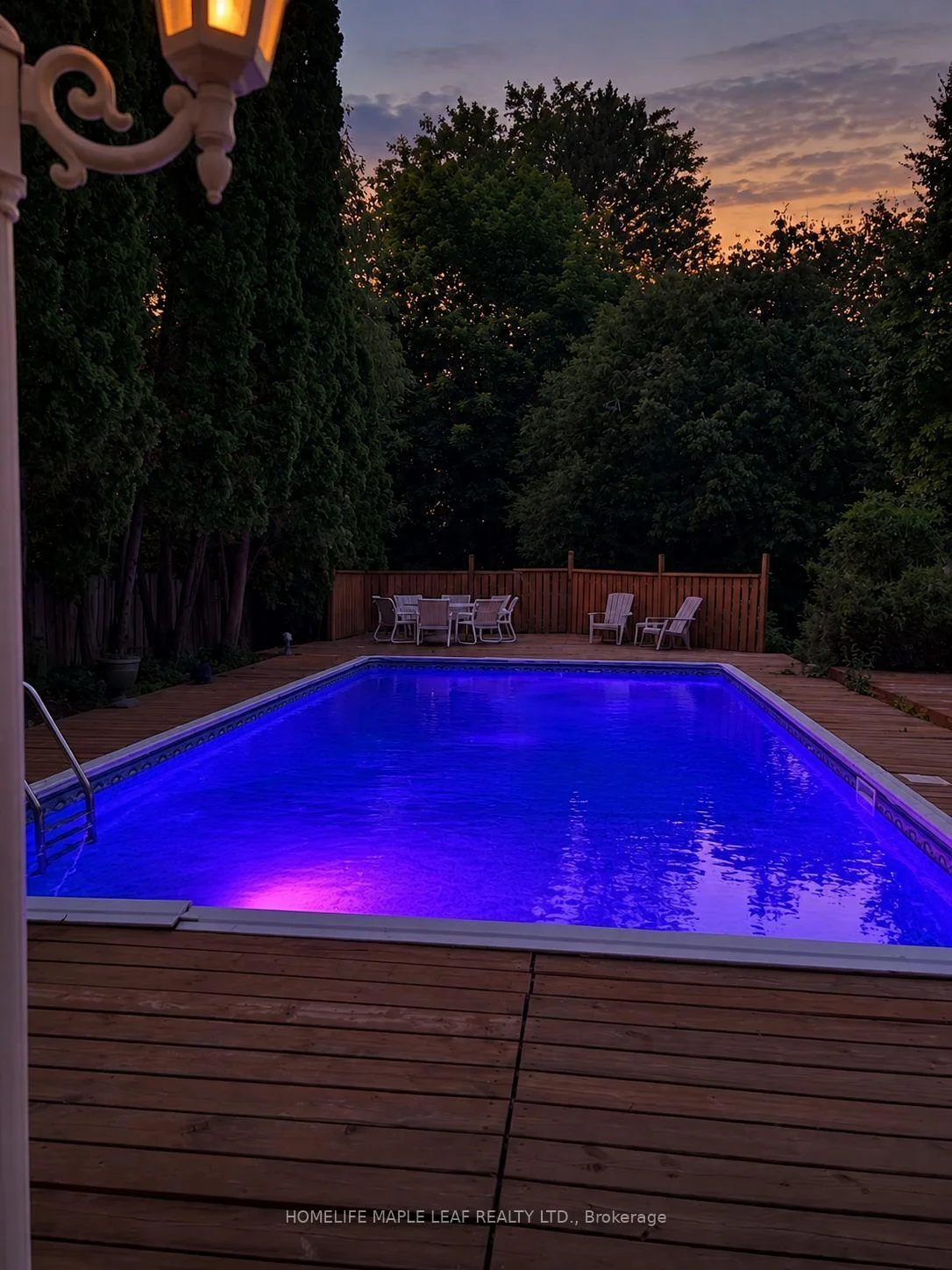 Photo 16 of 20 Brookfield Court, Markham, Markham Village — HOMEH