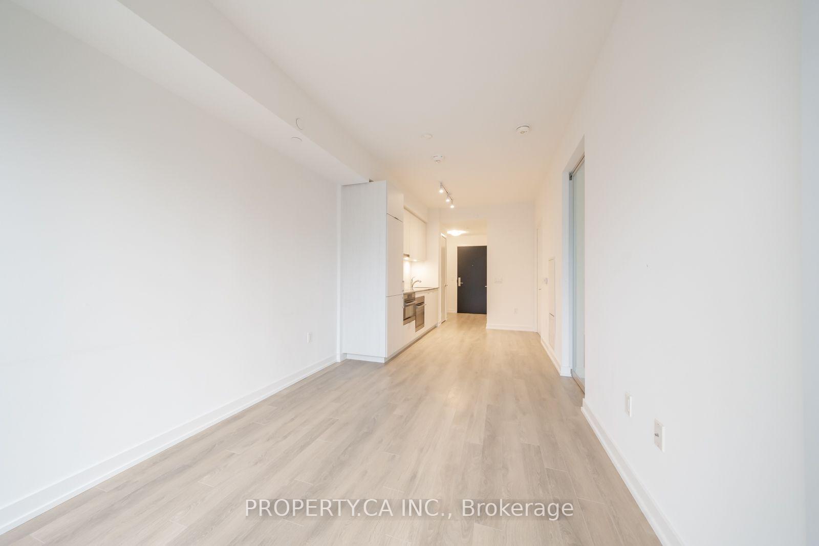 Photo 4 of Unit 1803, 158 Front Street, Toronto, Moss Park — HOMEH