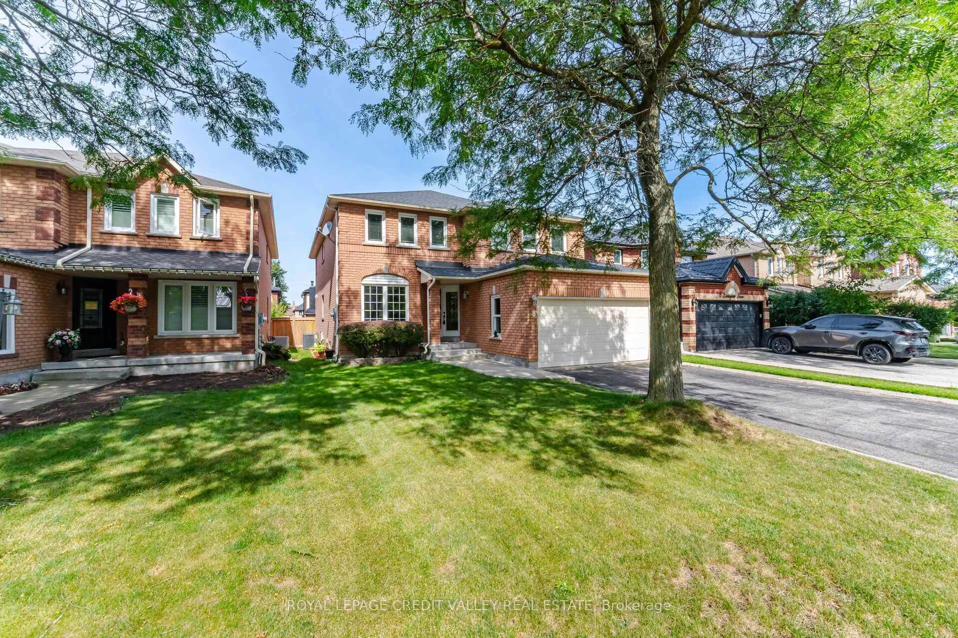 Photo 1 of 8 Livingston Drive, Caledon, Rural Caledon — HOMEH