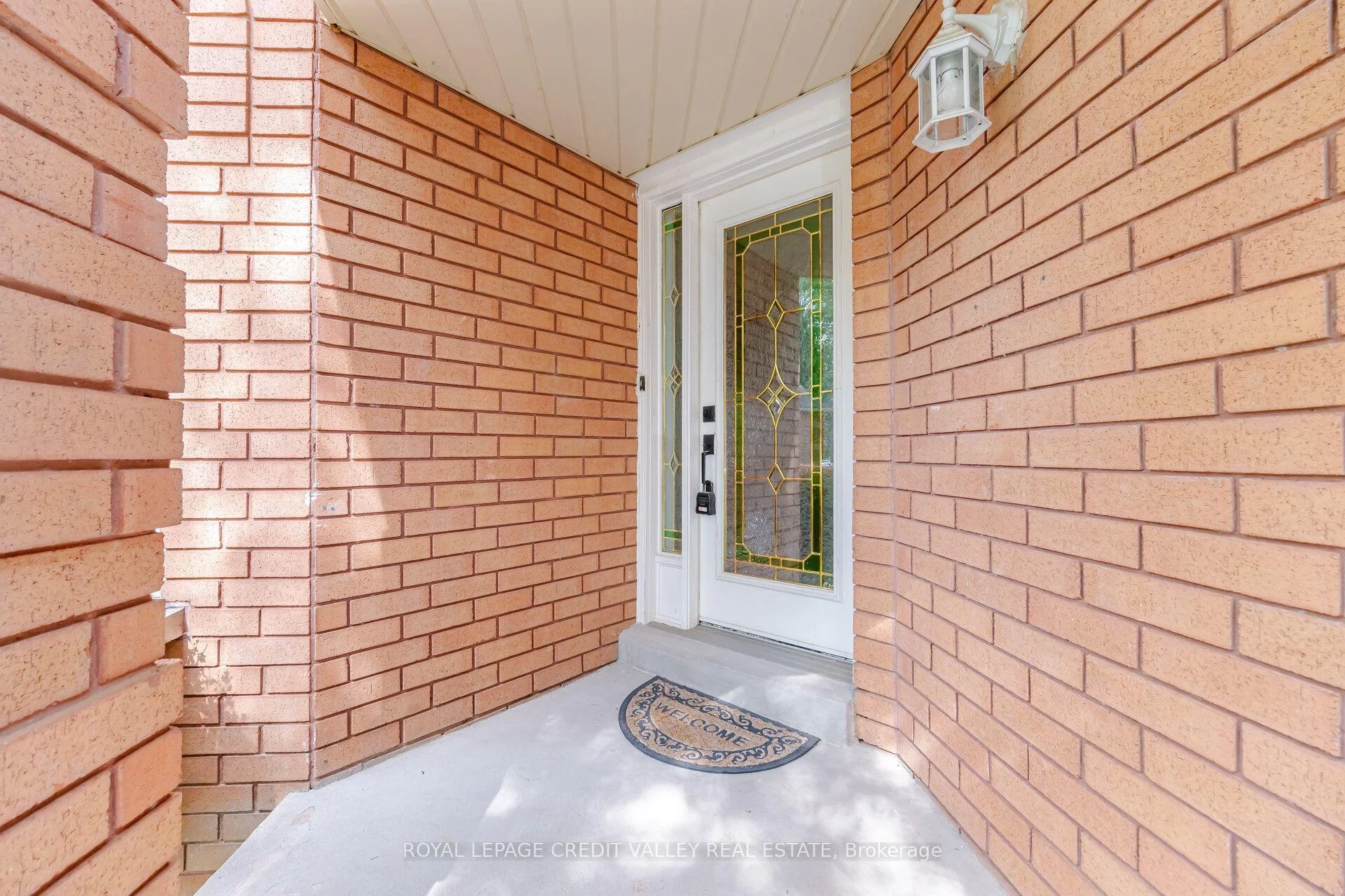 Photo 4 of 8 Livingston Drive, Caledon, Rural Caledon — HOMEH