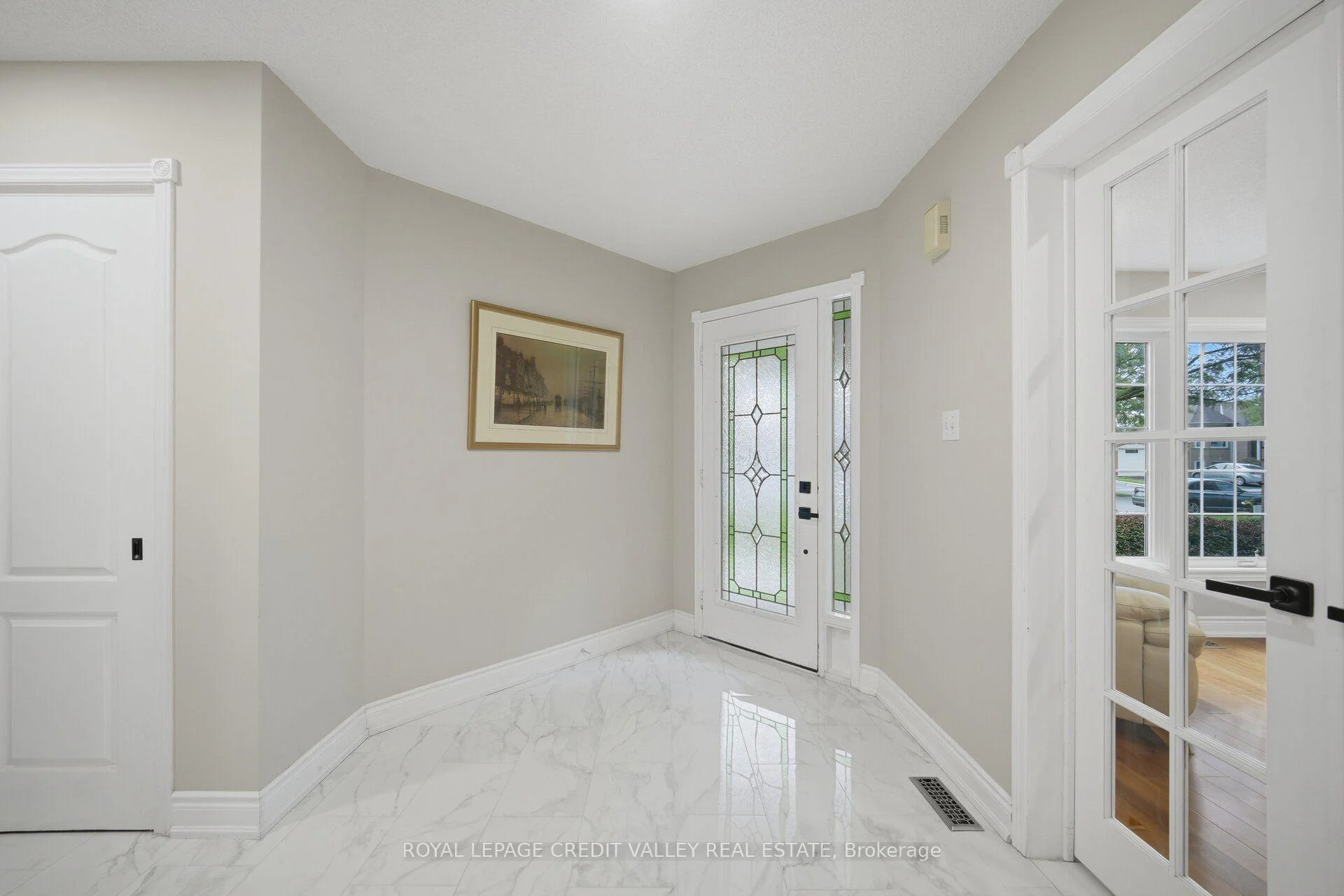 Photo 6 of 8 Livingston Drive, Caledon, Rural Caledon — HOMEH