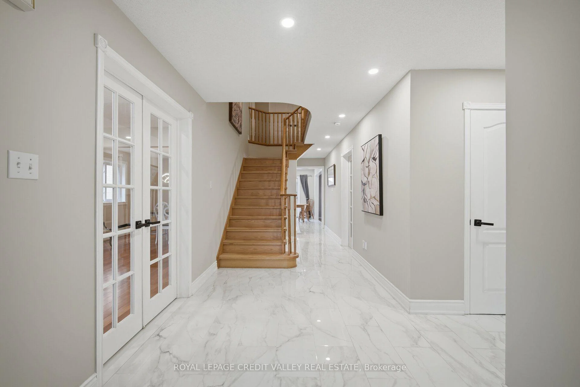 Photo 8 of 8 Livingston Drive, Caledon, Rural Caledon — HOMEH