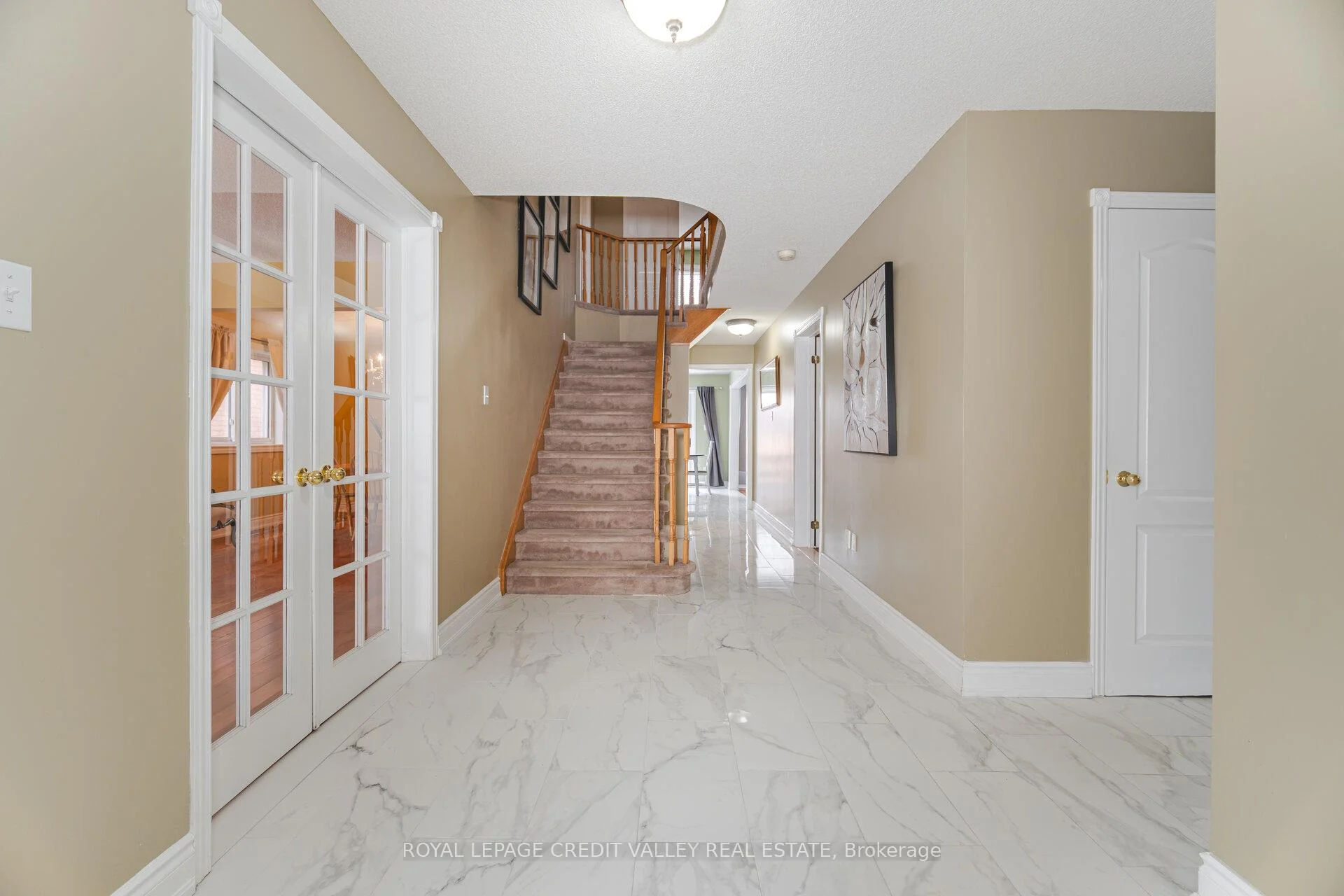 Photo 15 of 8 Livingston Drive, Caledon, Rural Caledon — HOMEH