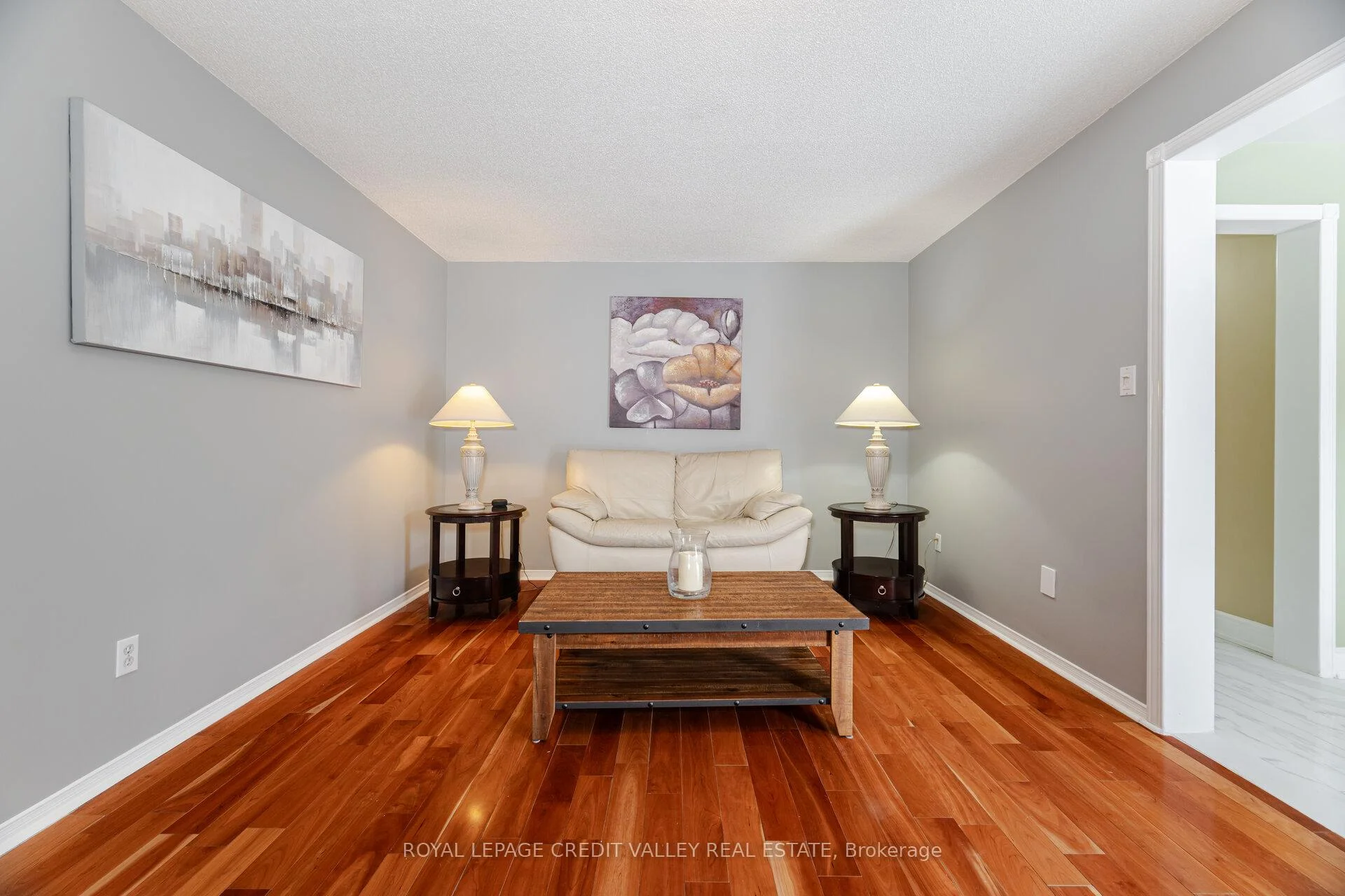Photo 35 of 8 Livingston Drive, Caledon, Rural Caledon — HOMEH