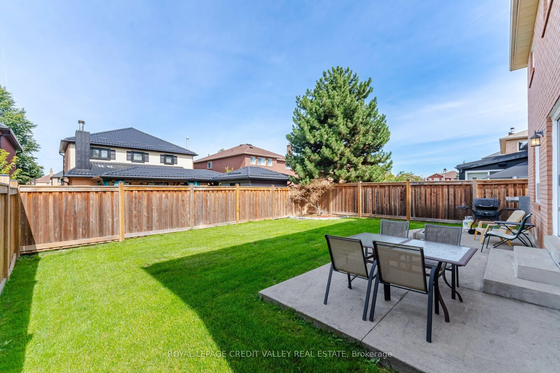 Photo 72 of 8 Livingston Drive, Caledon, Rural Caledon — HOMEH