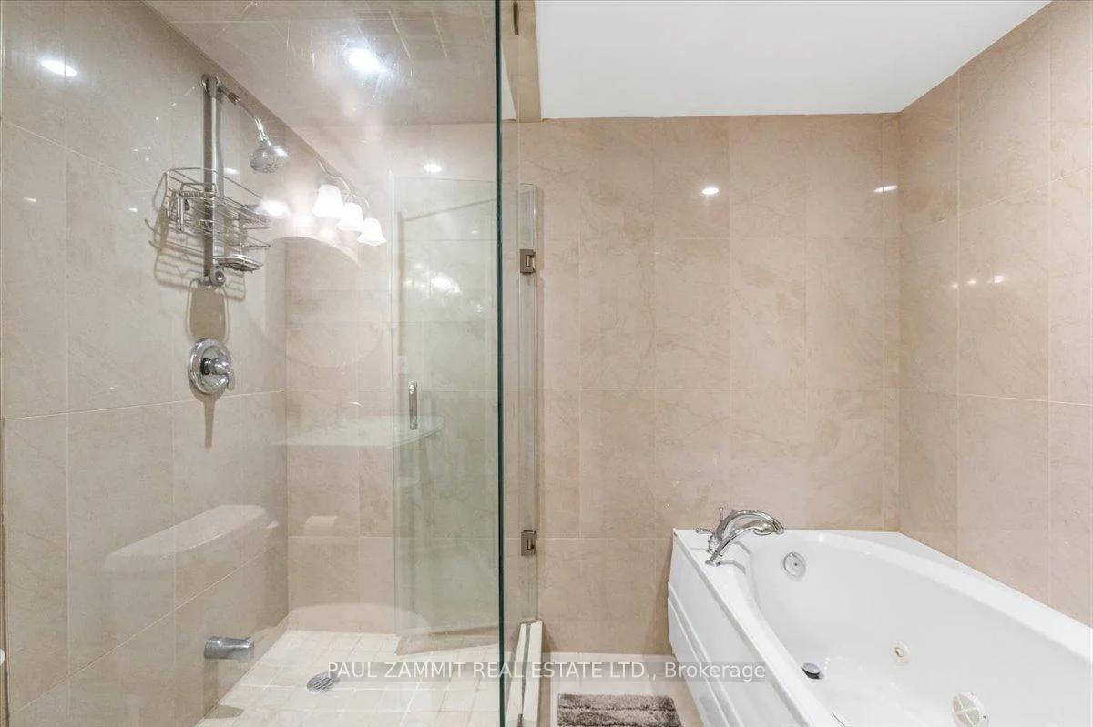 Photo 17 of Unit 323, 7905 Bayview Avenue, Markham, Aileen-Willowbrook — HOMEH