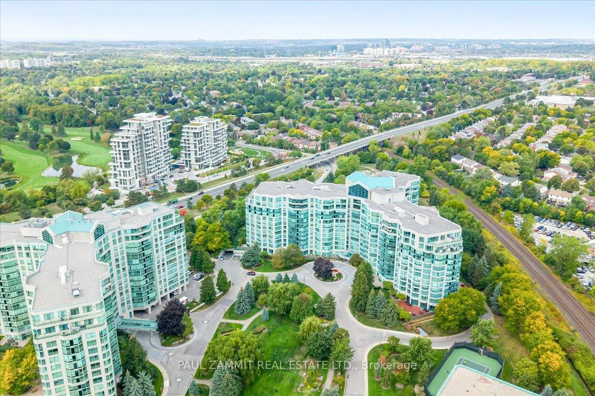 Photo 32 of Unit 323, 7905 Bayview Avenue, Markham, Aileen-Willowbrook — HOMEH